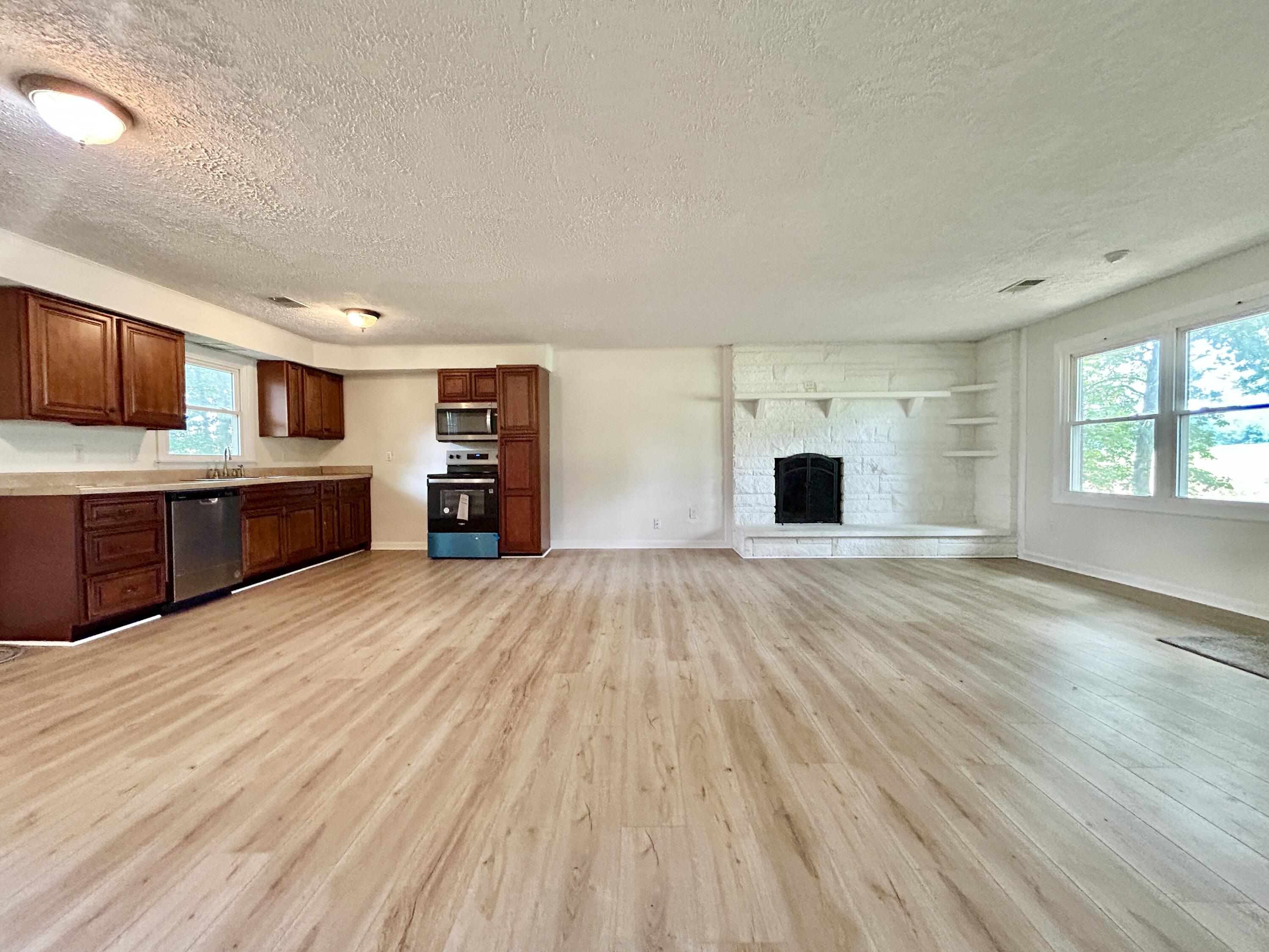 2395 Highway 452 Property Photo 10