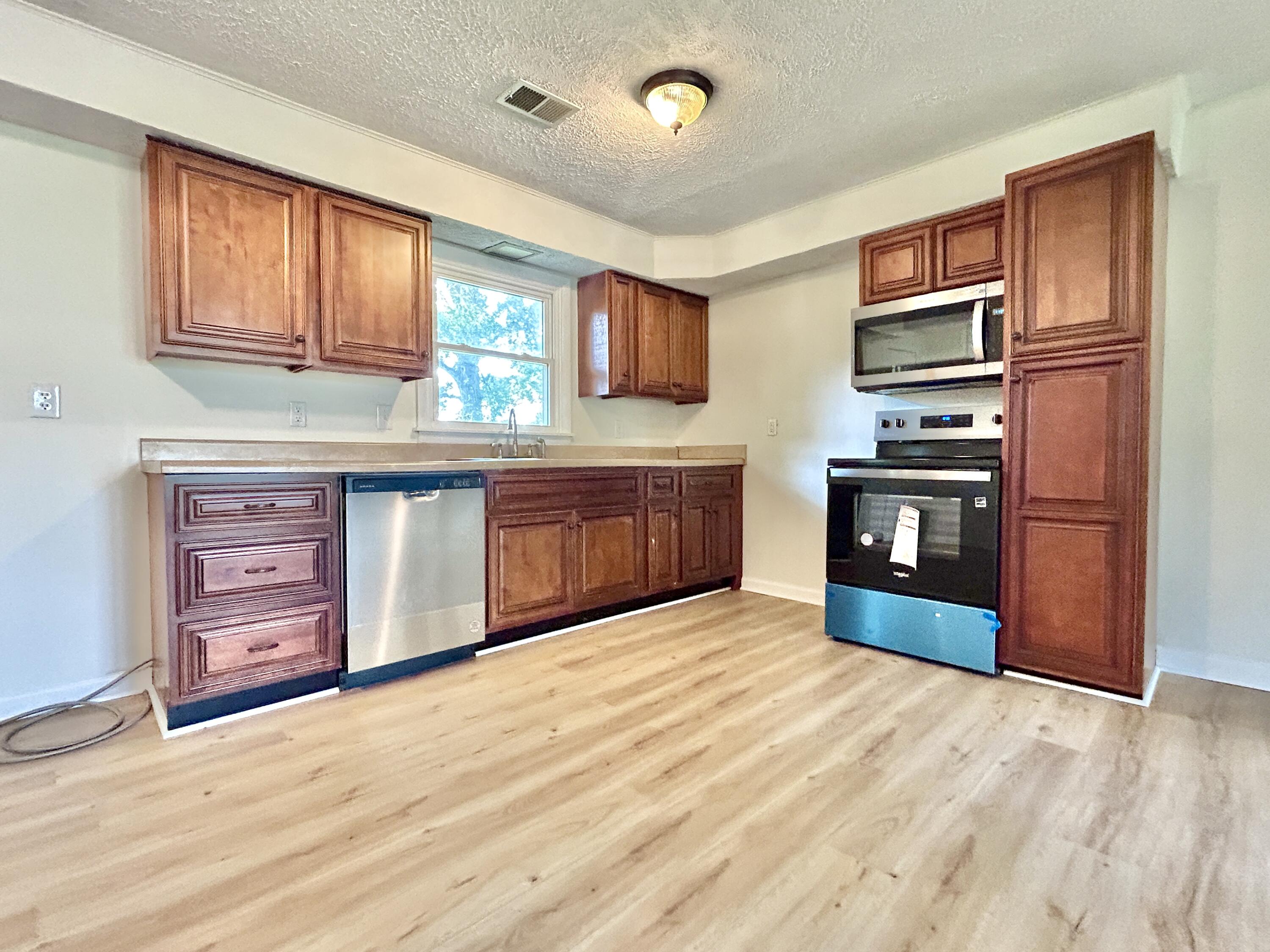 2395 Highway 452 Property Photo 13