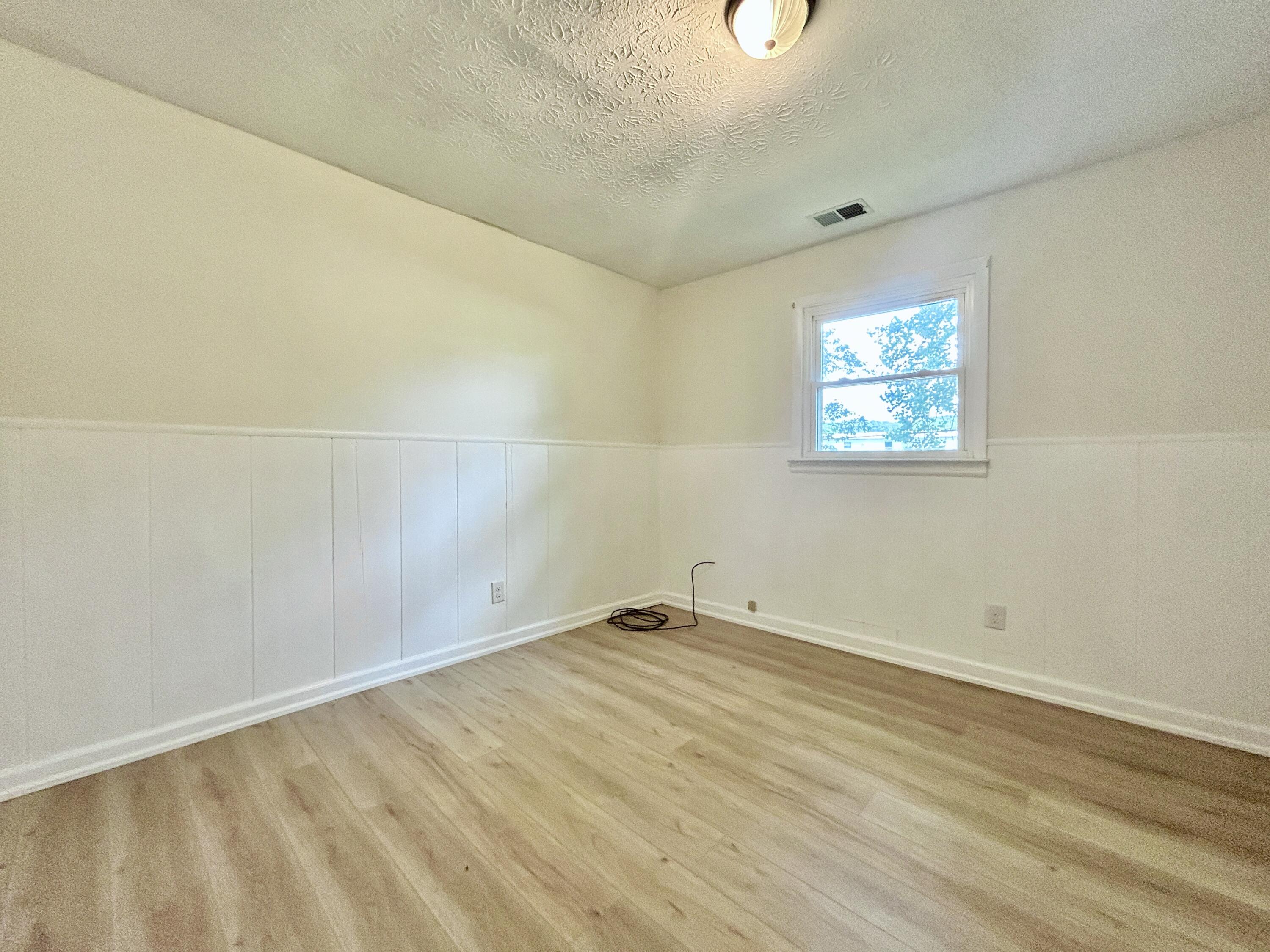 2395 Highway 452 Property Photo 14