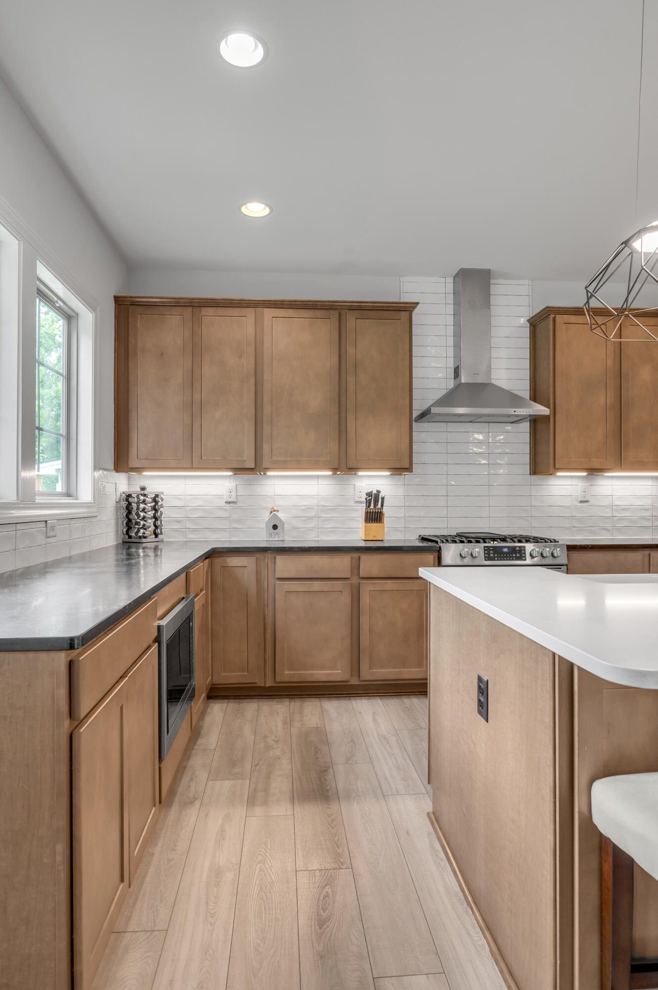 3585 Bay Springs Park Property Photo 16