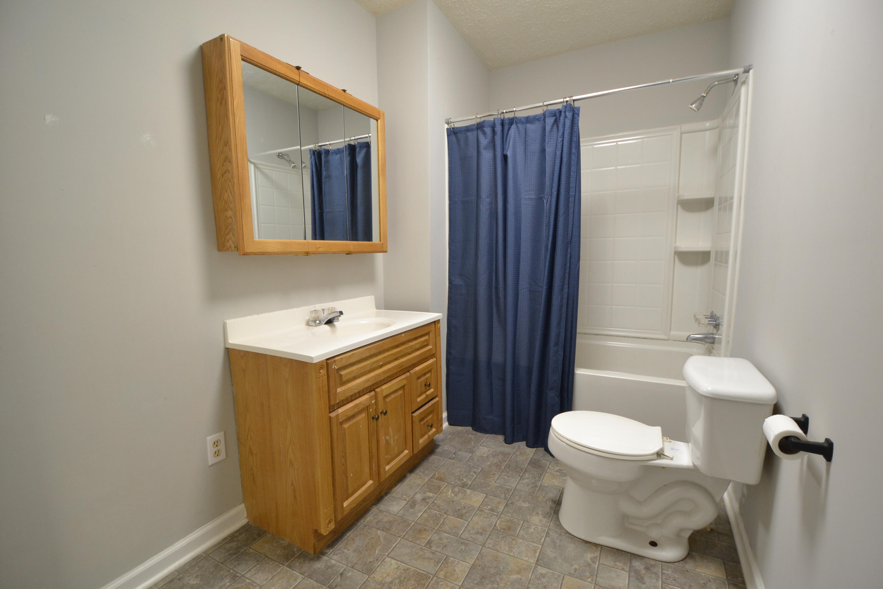 120 S Main Street Property Photo 15