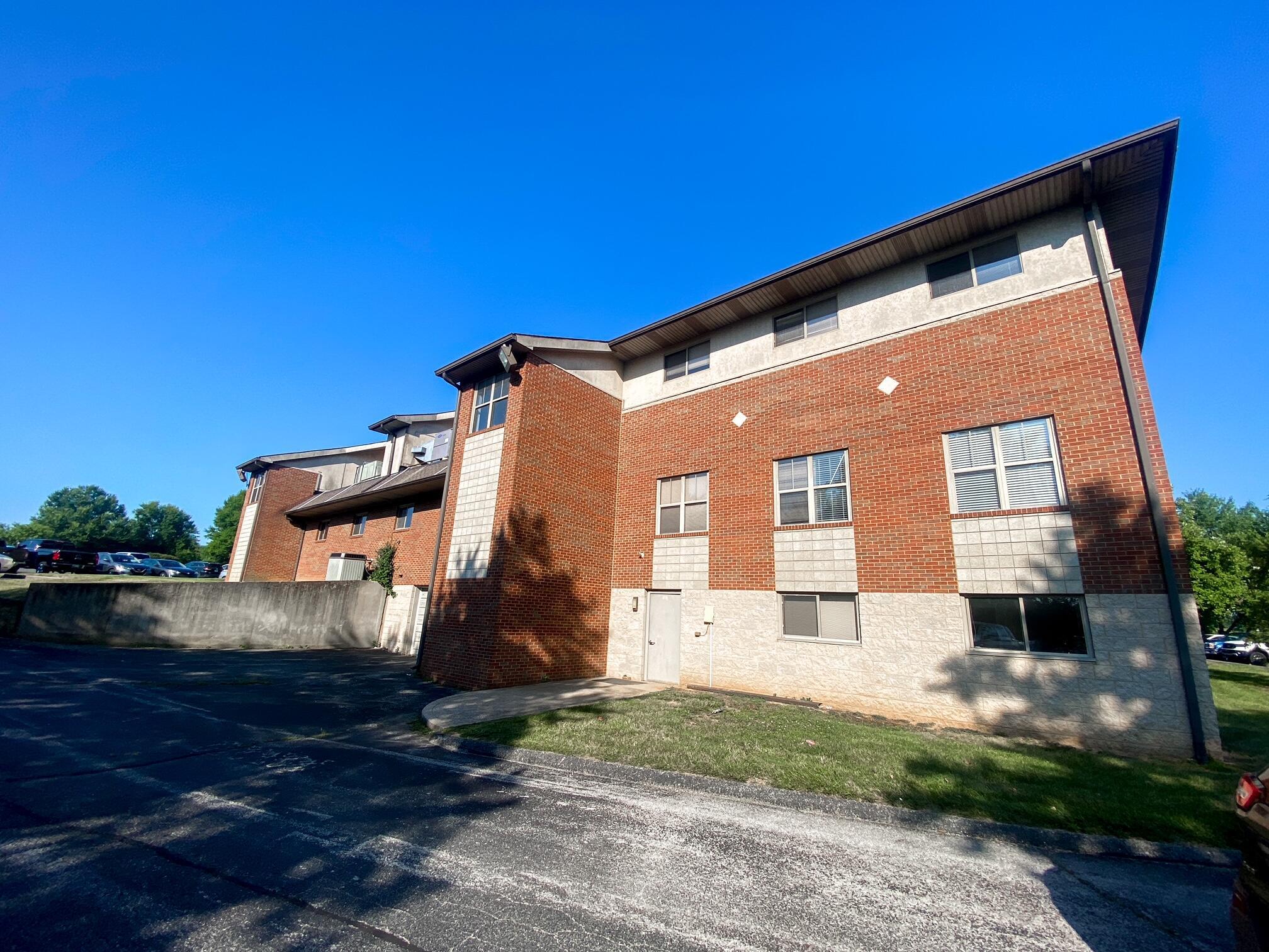 3 Hmb Circle Property Photo 12