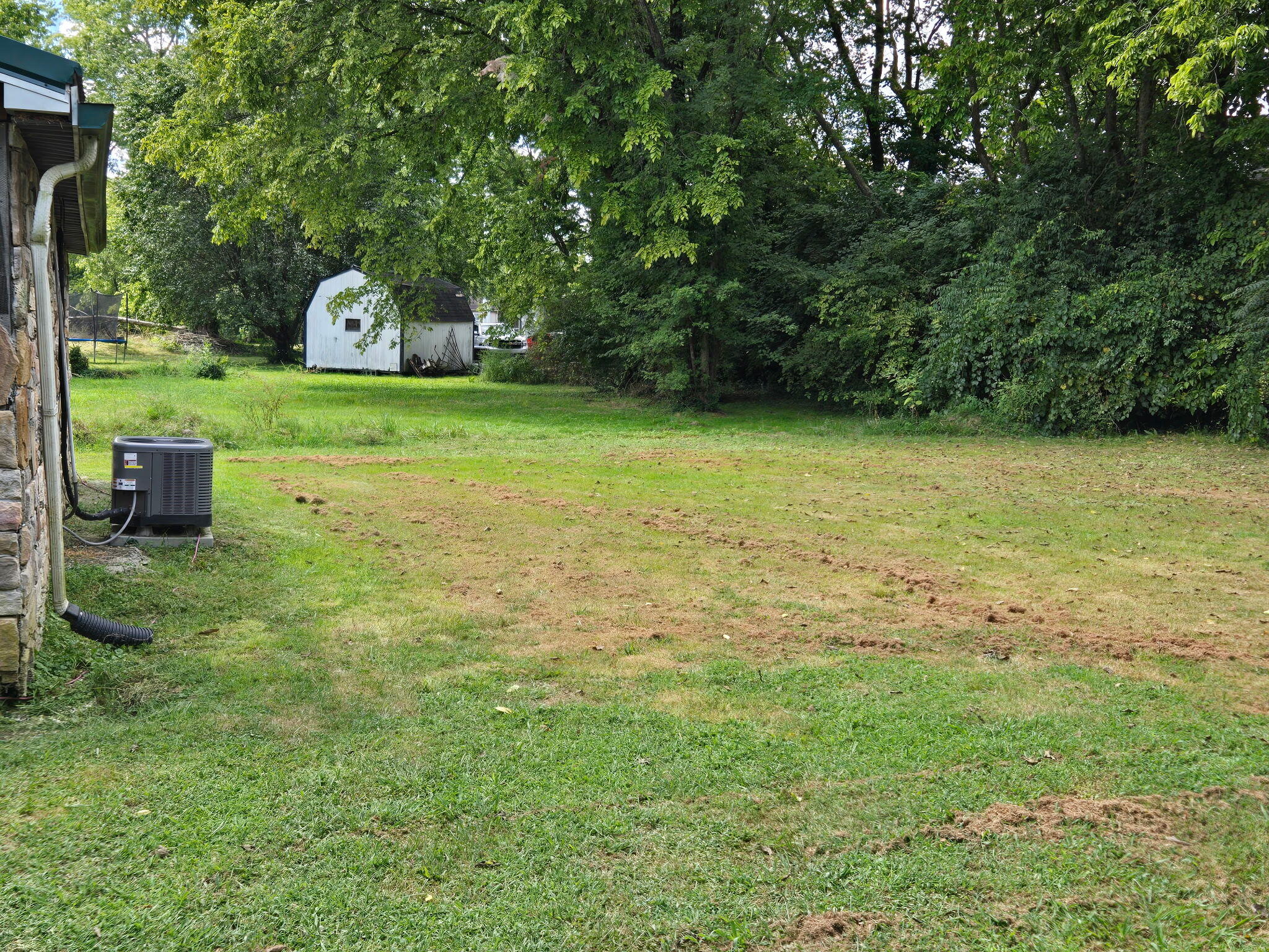 208 4th Street Property Photo 9