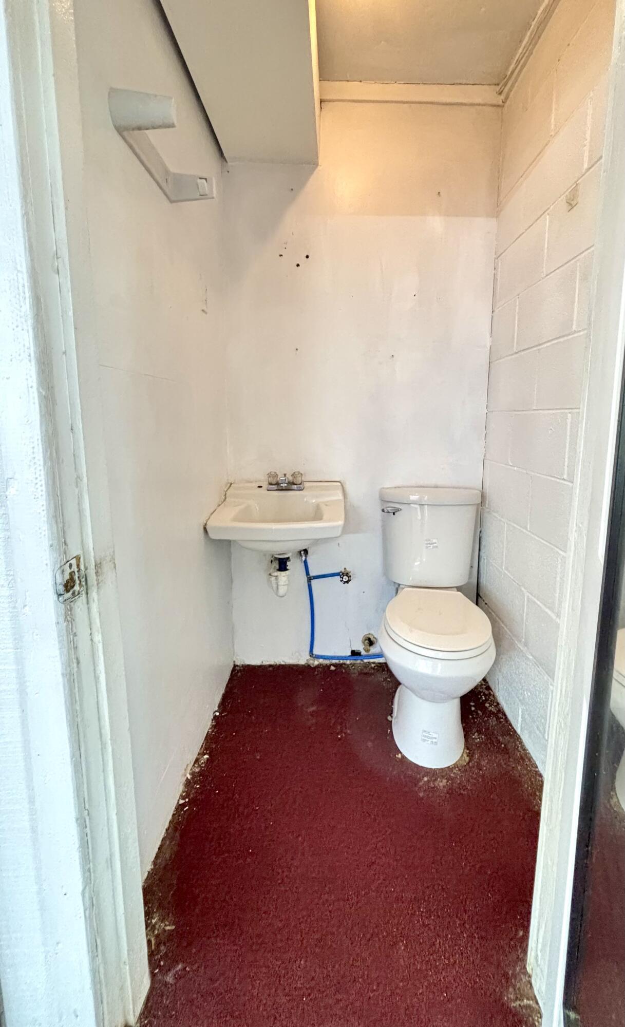 229 Somerset Road Property Photo 6