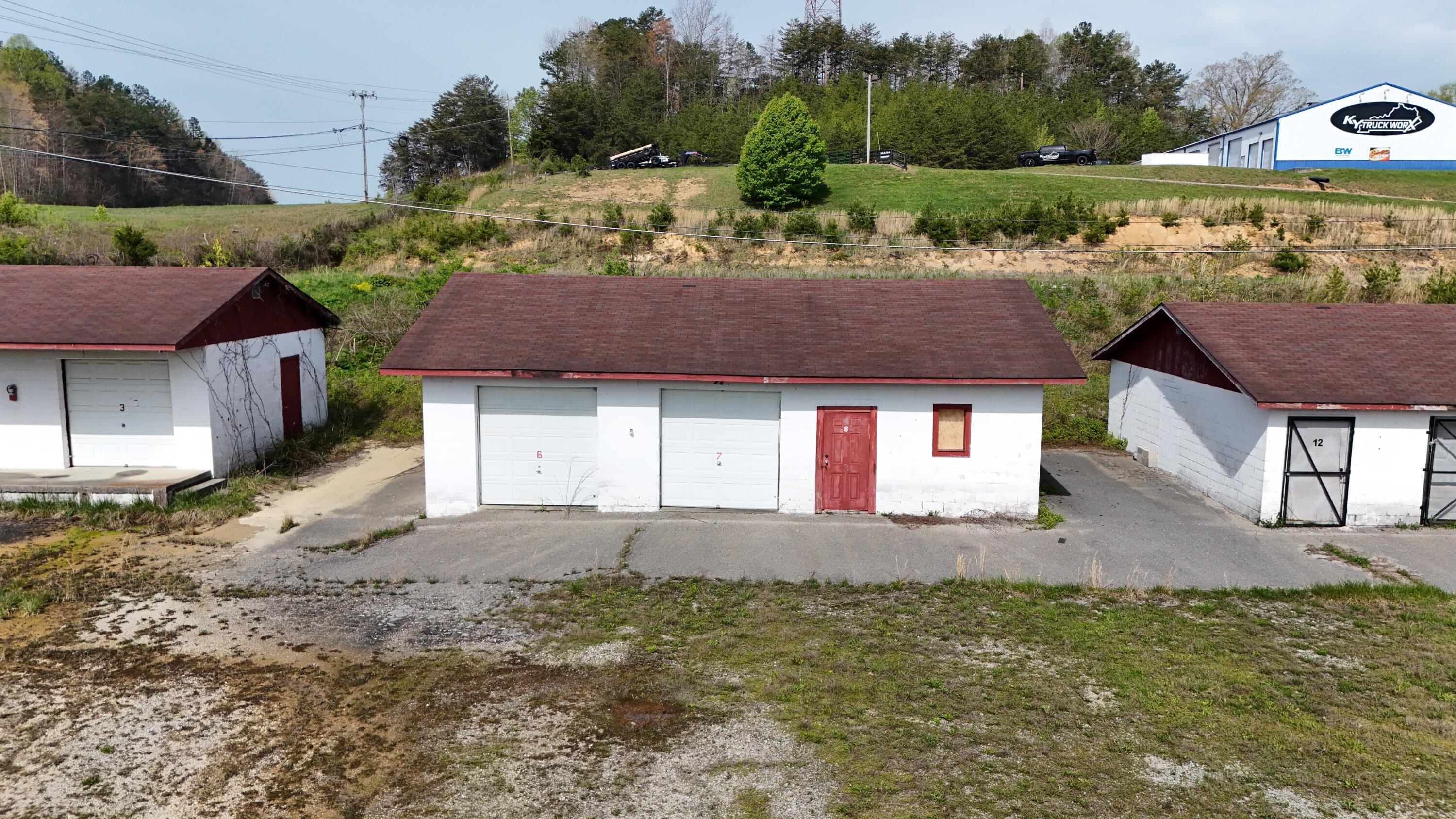 229 Somerset Road Property Photo 7