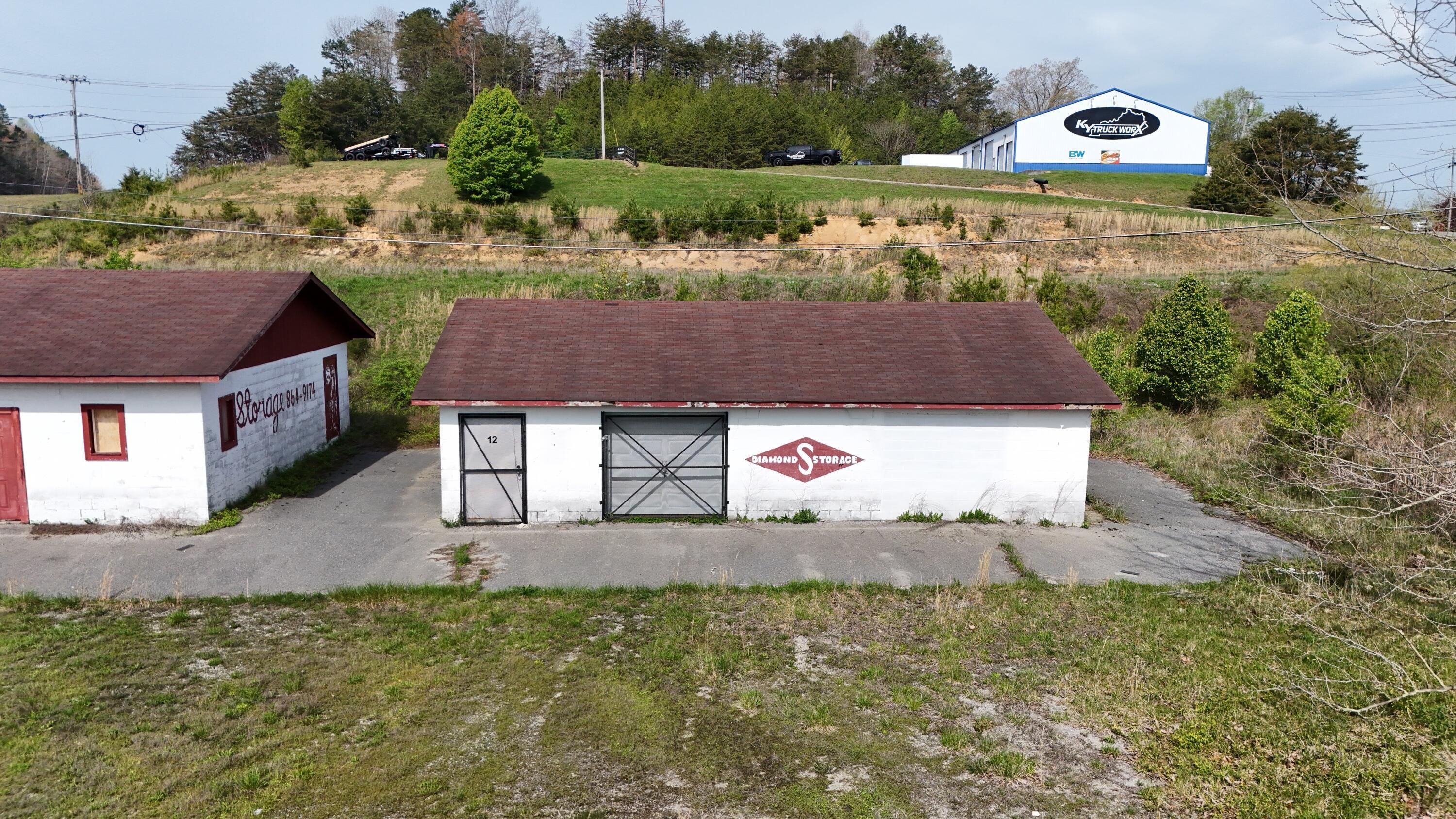 229 Somerset Road Property Photo 8