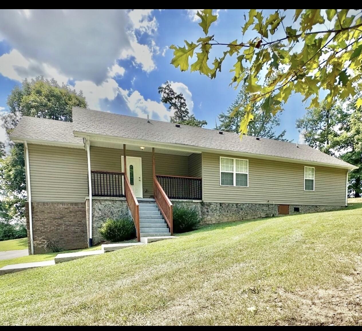 403 Aspen Drive Property Photo 4
