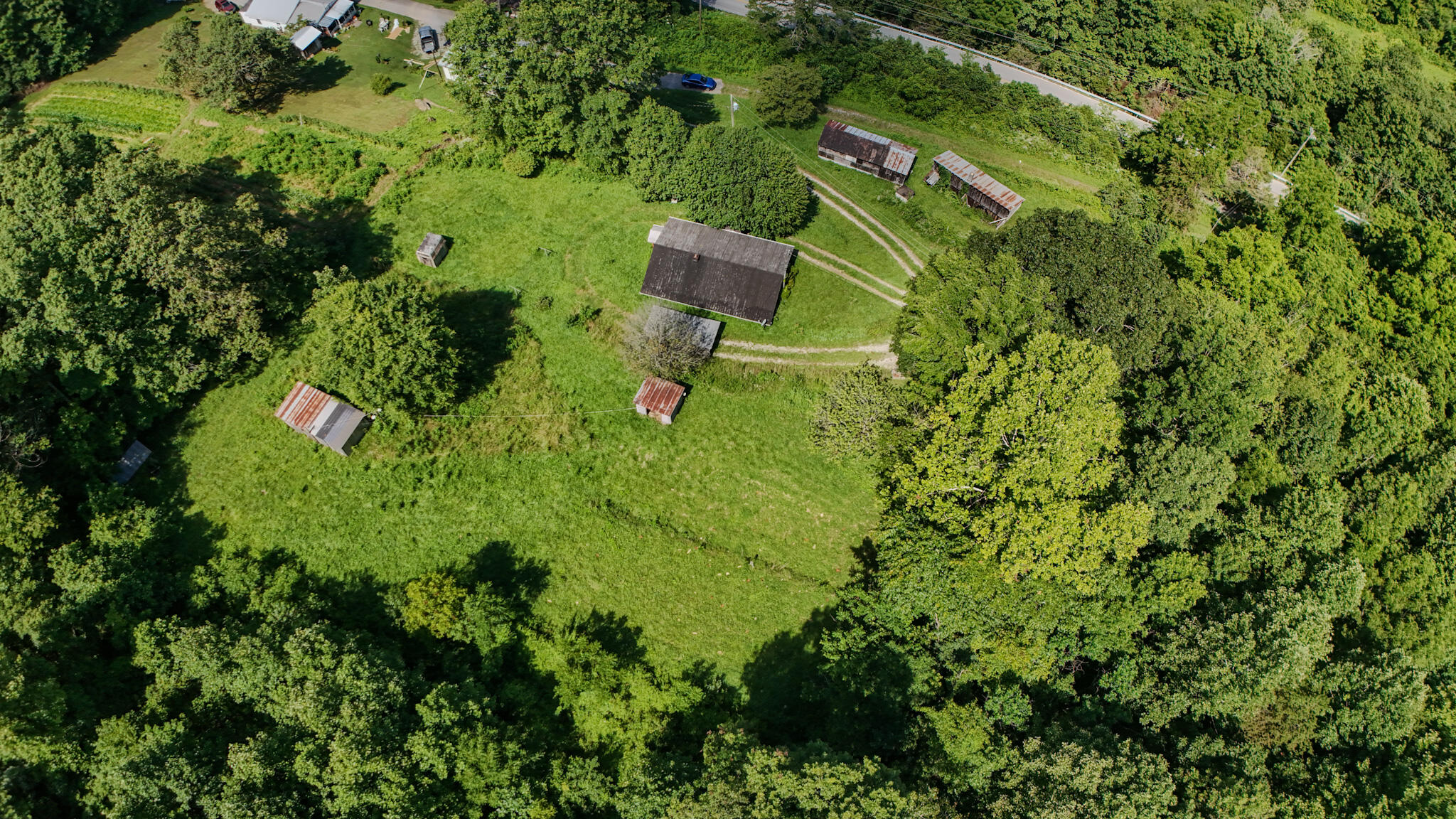 158 Robbins Lane Property Photo 8
