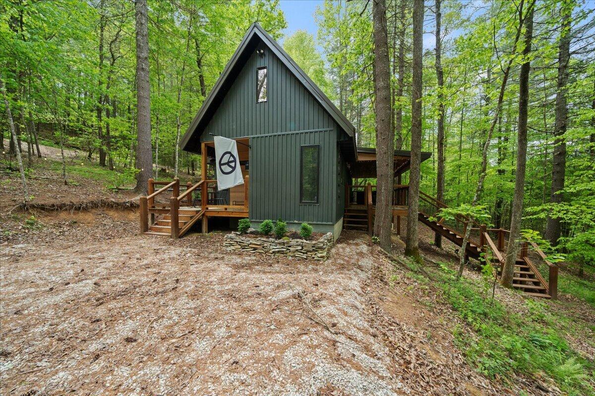 82 Firefly Lane Property Photo 1