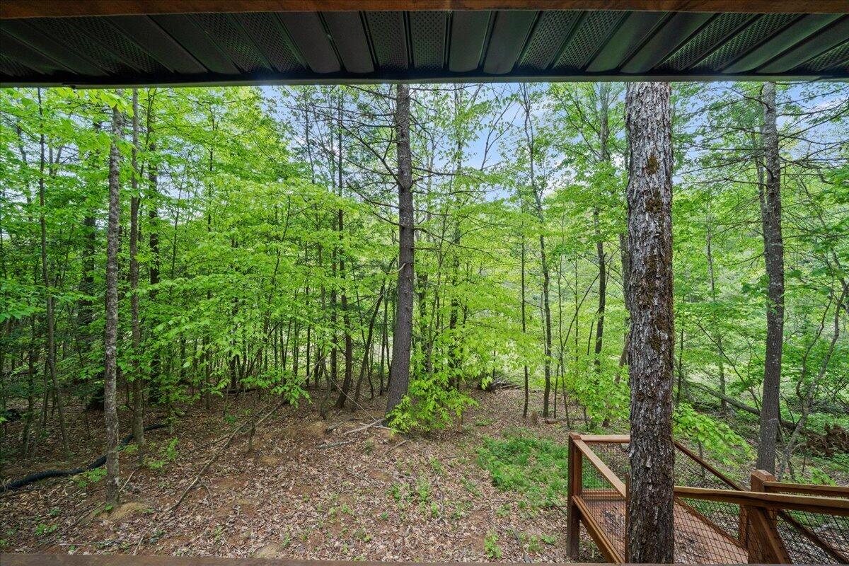 82 Firefly Lane Property Photo 3