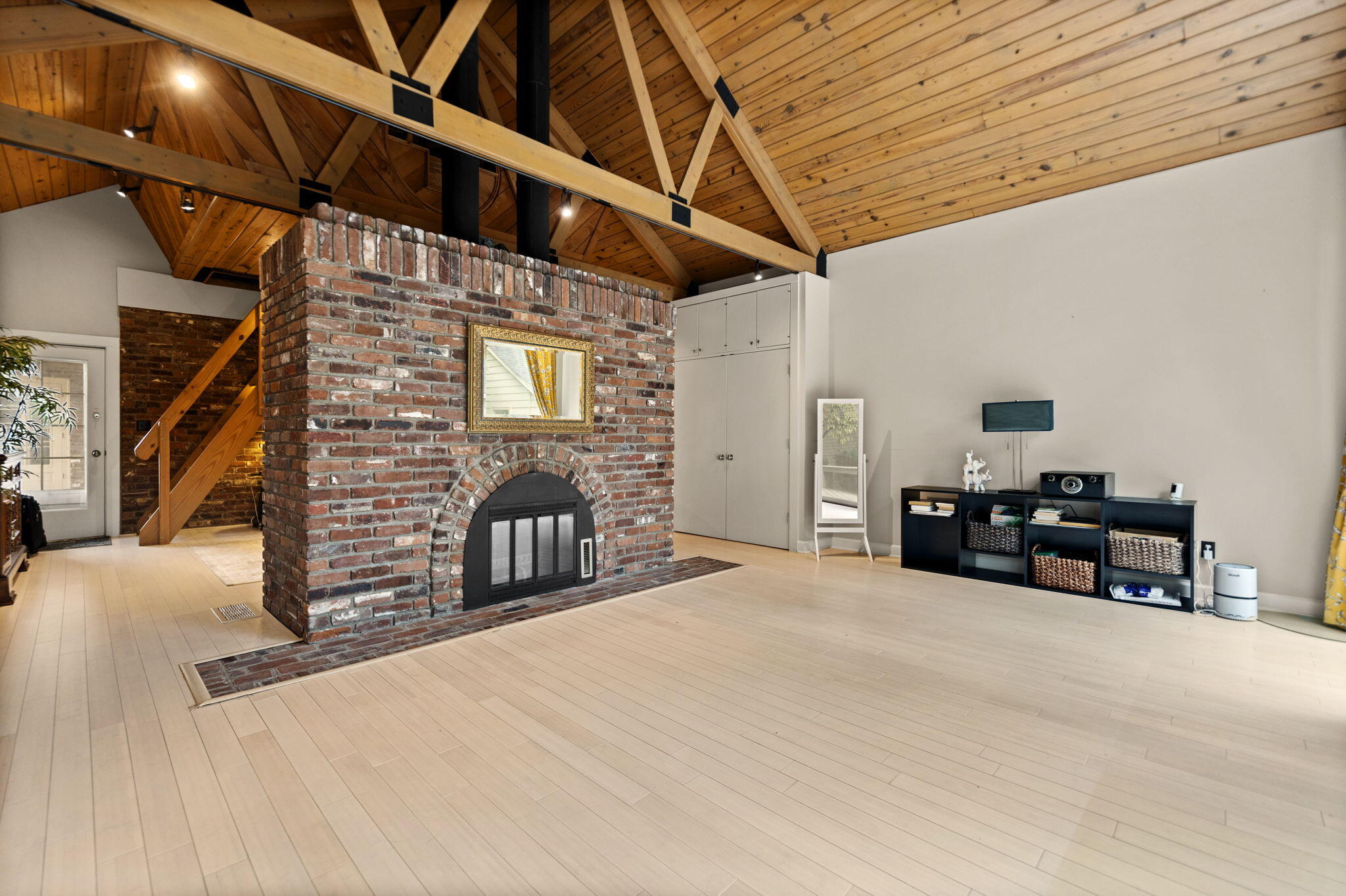 242 Henry Clay Boulevard Property Photo 37