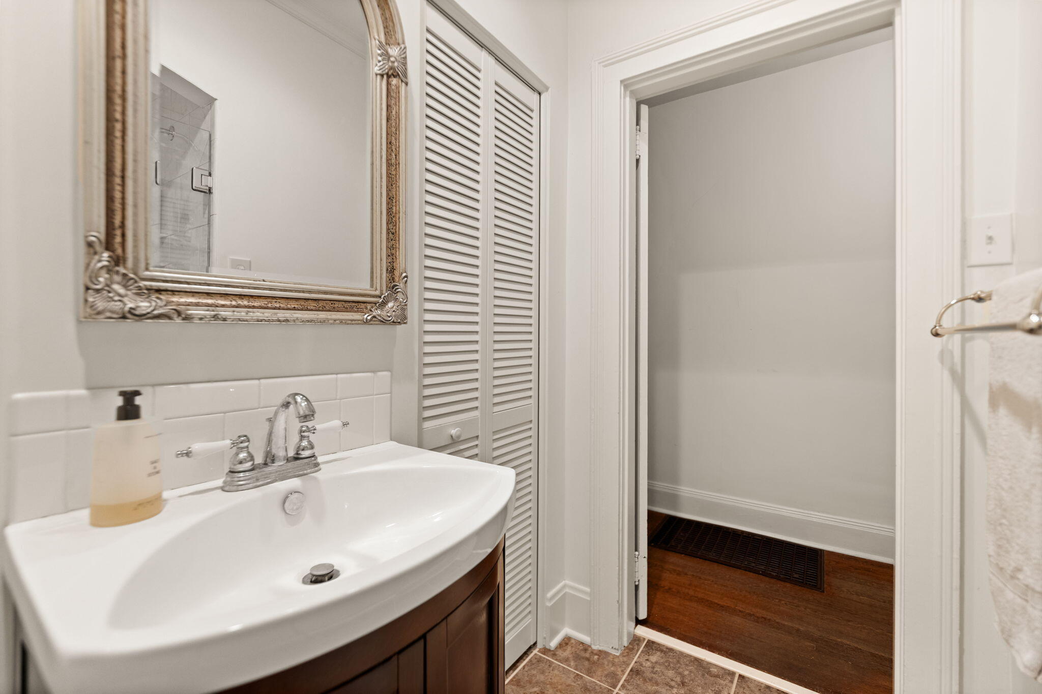 242 Henry Clay Boulevard Property Photo 47
