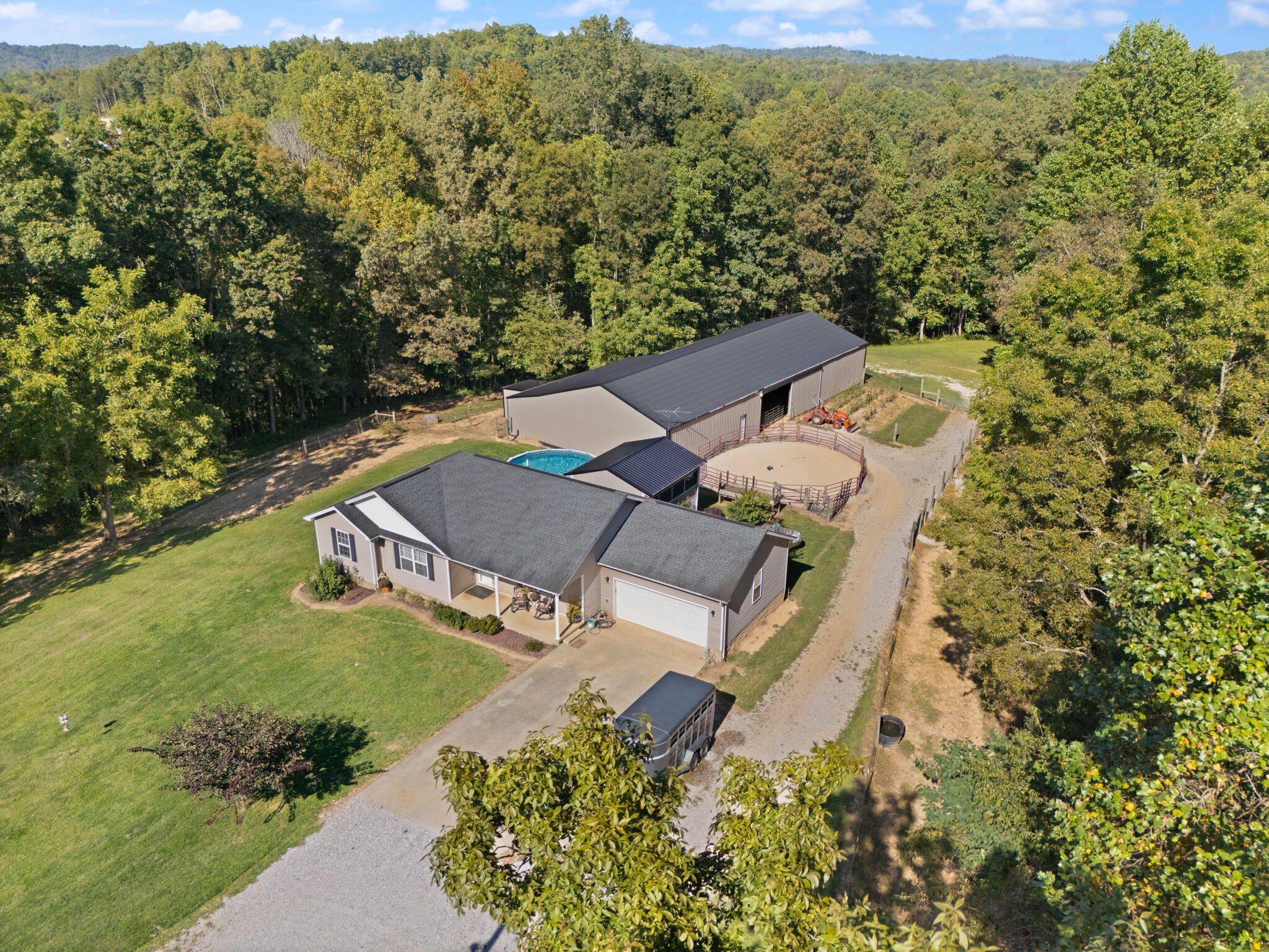 141 Parker Lane Property Photo 3