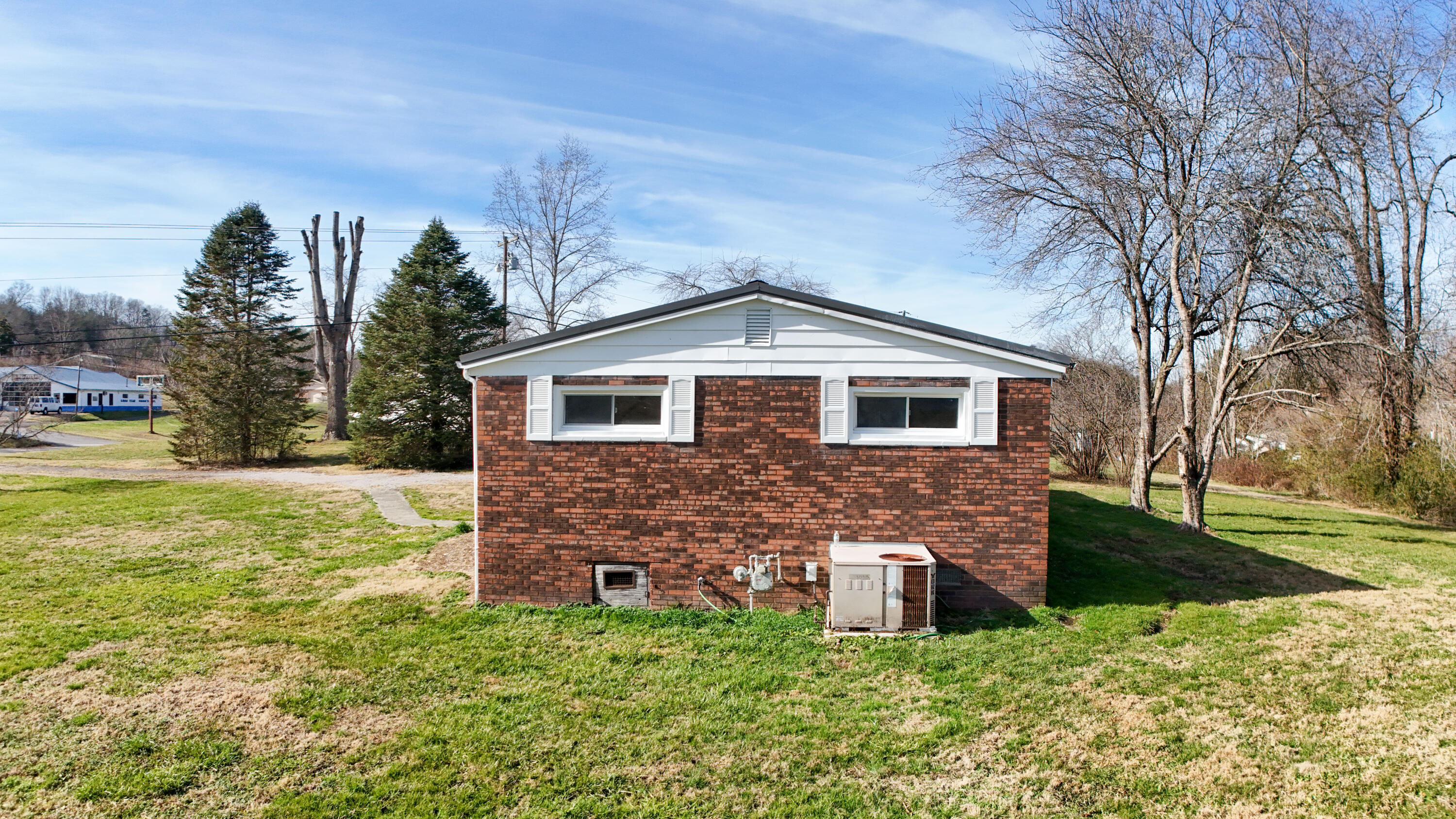 411 Ky-3085 Property Photo 45