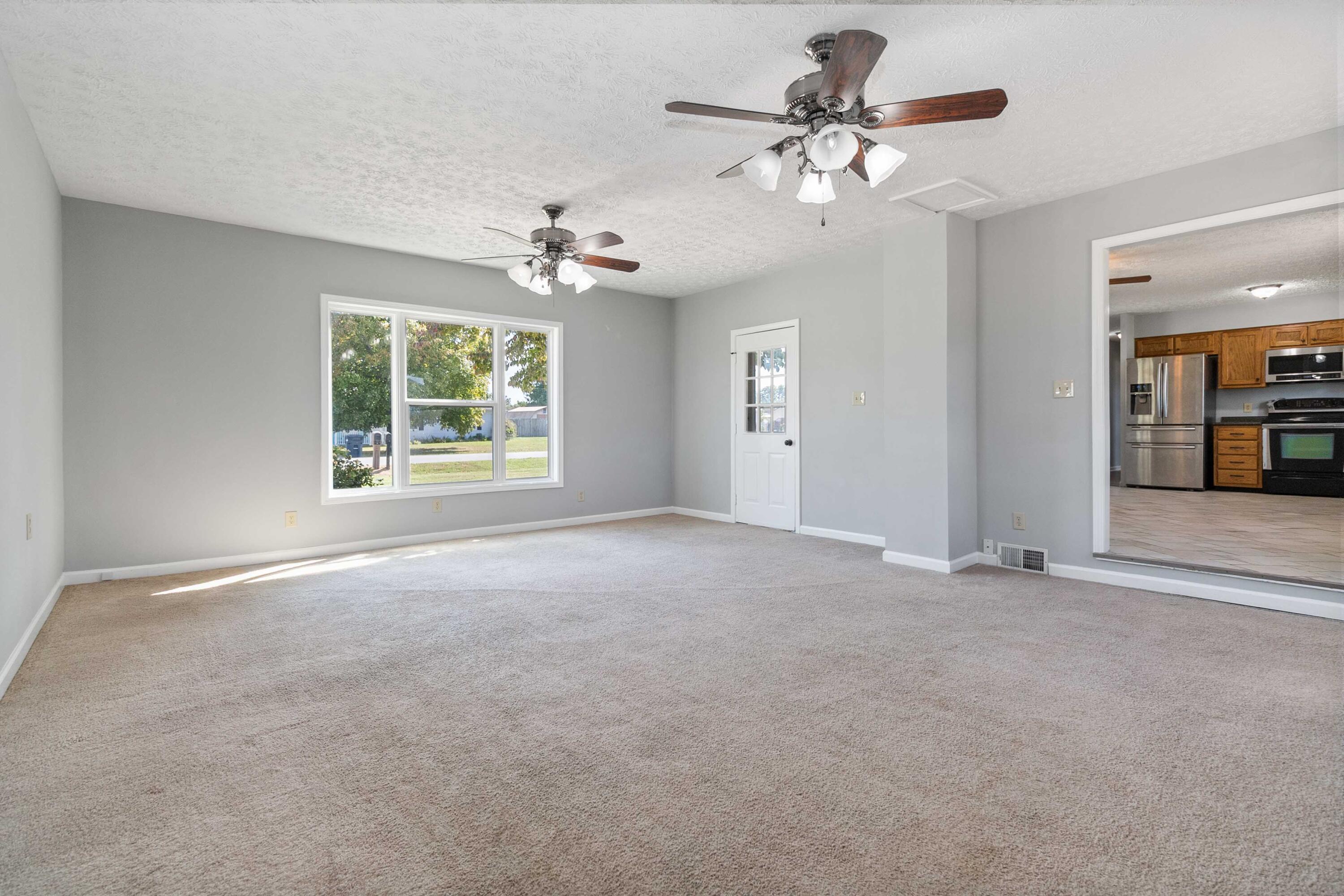 175 Robin Drive Property Photo 4