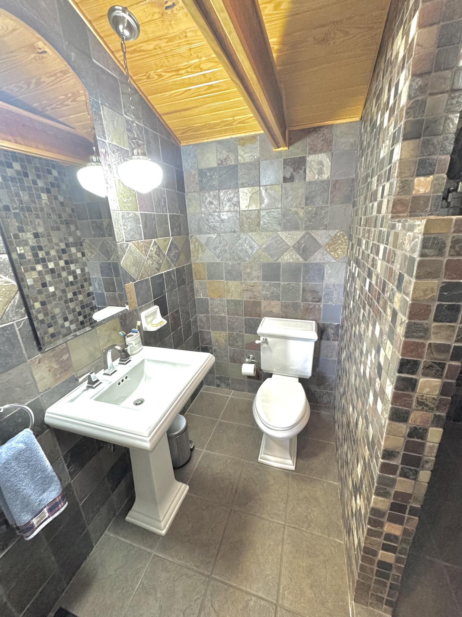 155 Rocky Point Road Property Photo 16