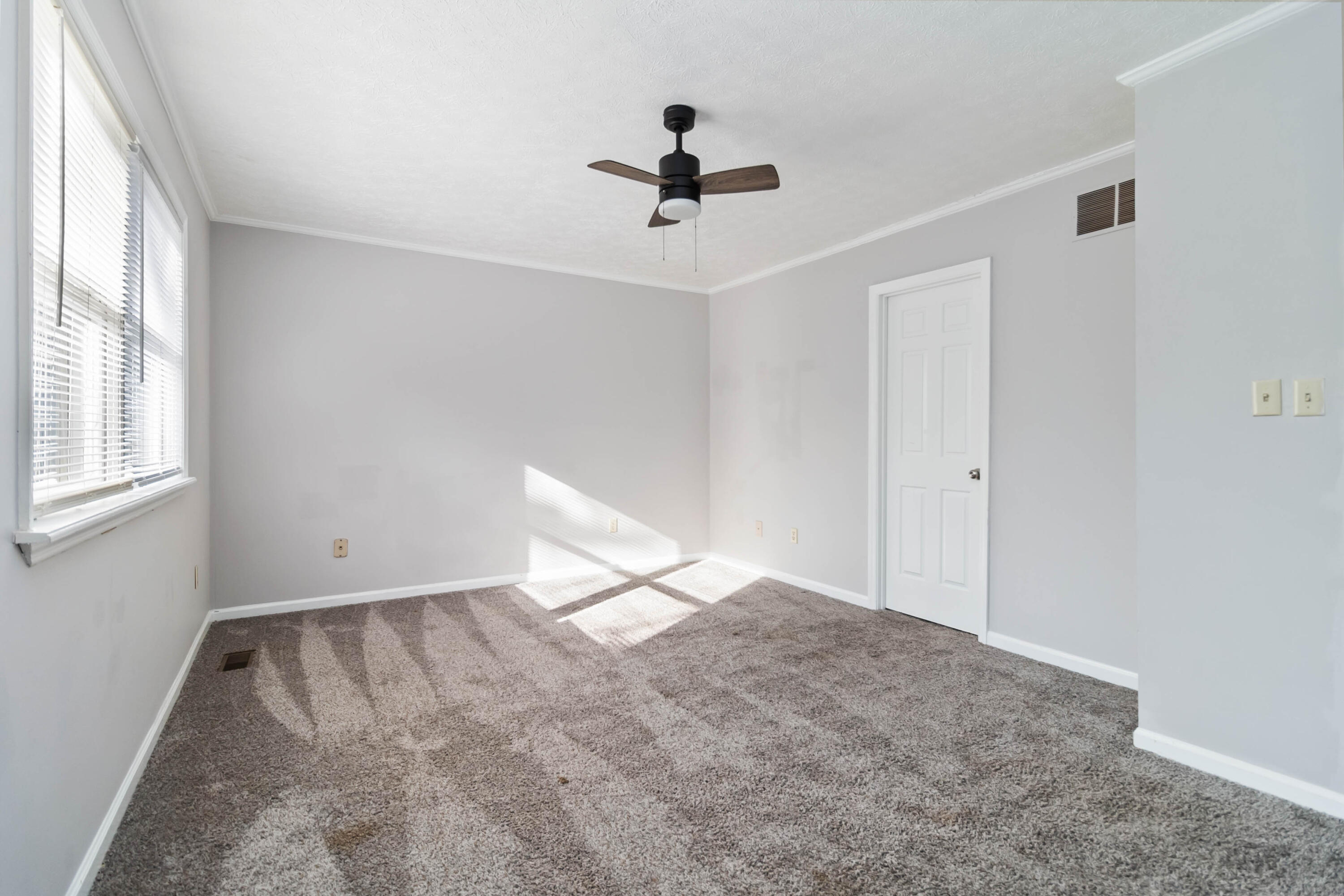 1658 Foxhaven Drive 5 Property Photo 8
