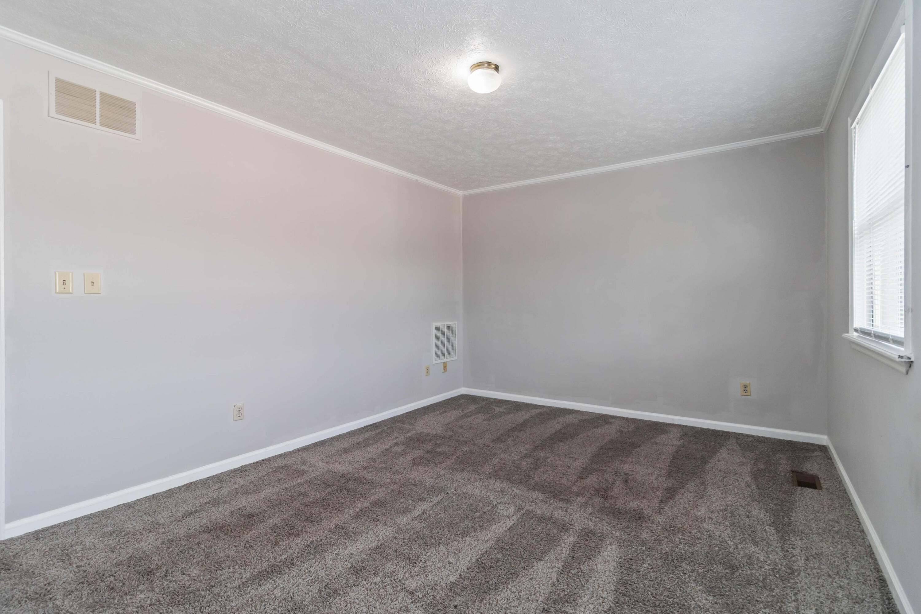 1658 Foxhaven Drive 5 Property Photo 9