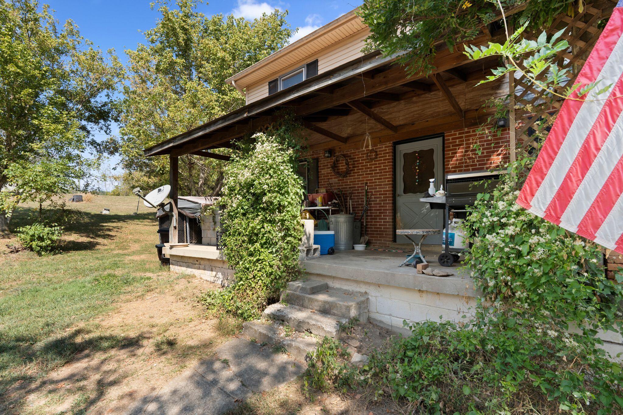 3890 Oregon Road Property Photo 2