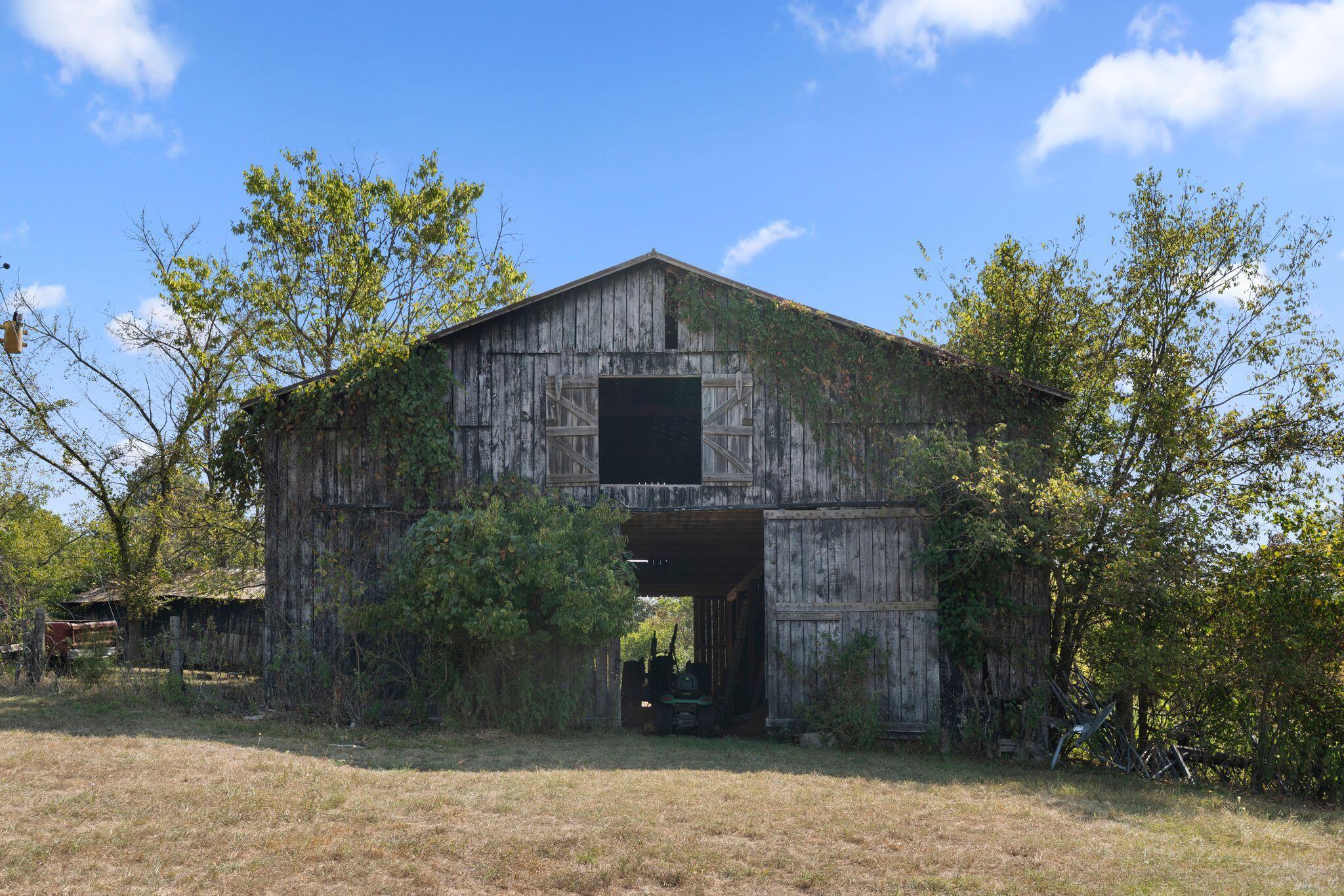 3890 Oregon Road Property Photo 10