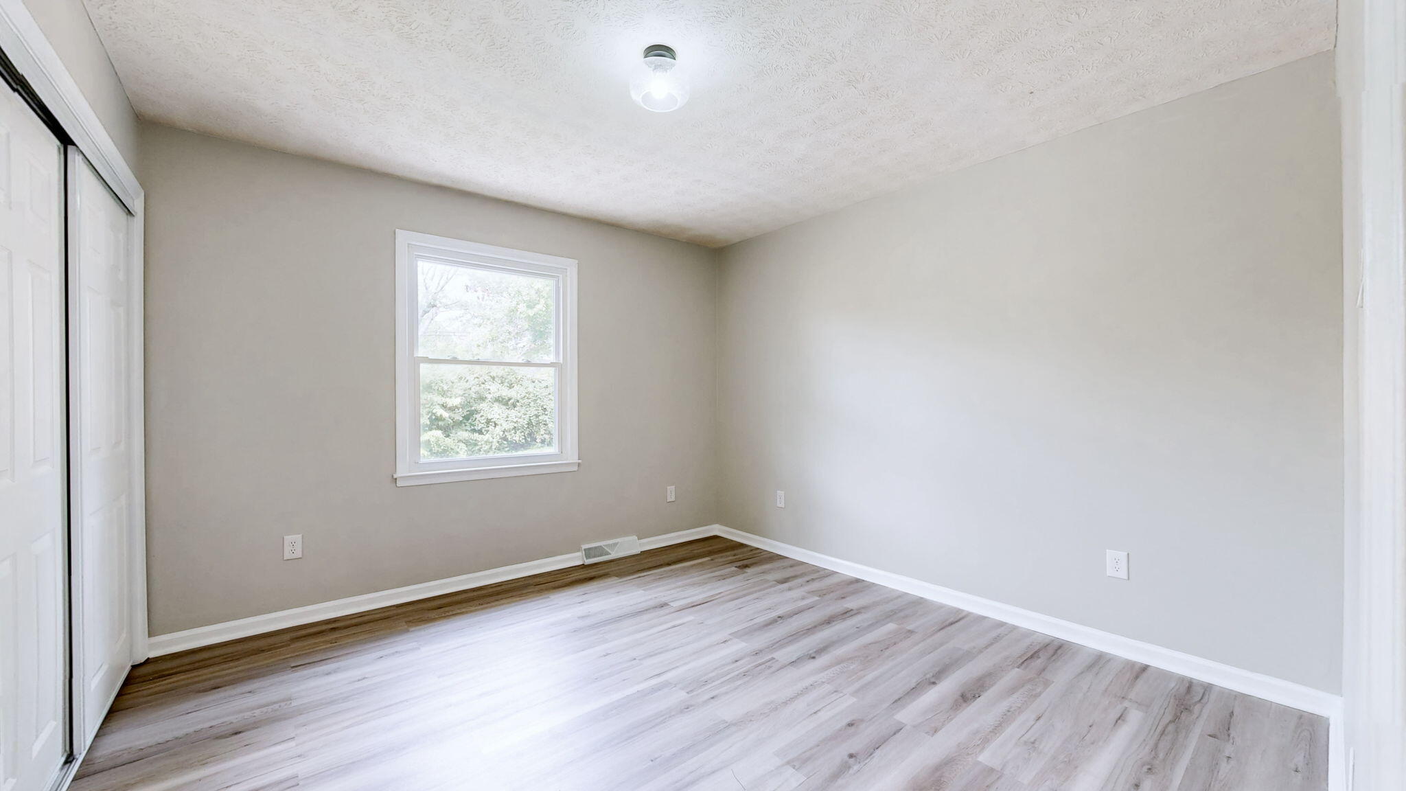 124 Pleasant Ridge Drive Property Photo 12