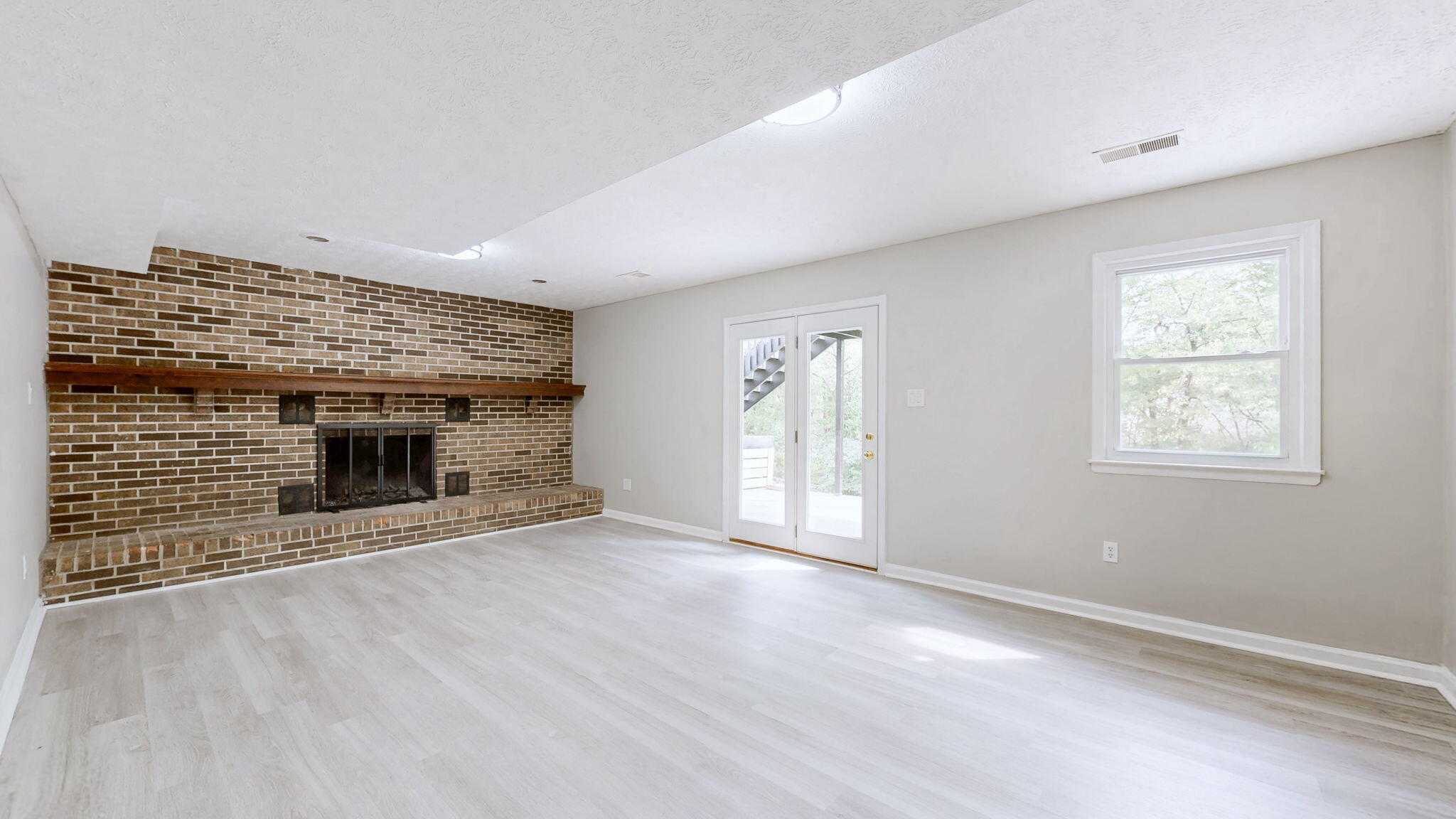 124 Pleasant Ridge Drive Property Photo 19