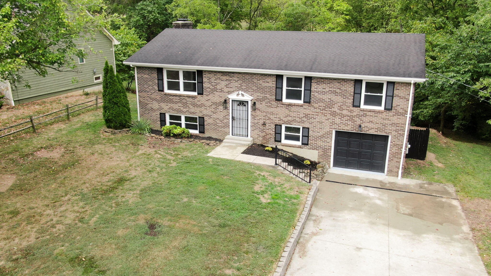 124 Pleasant Ridge Drive Property Photo 27