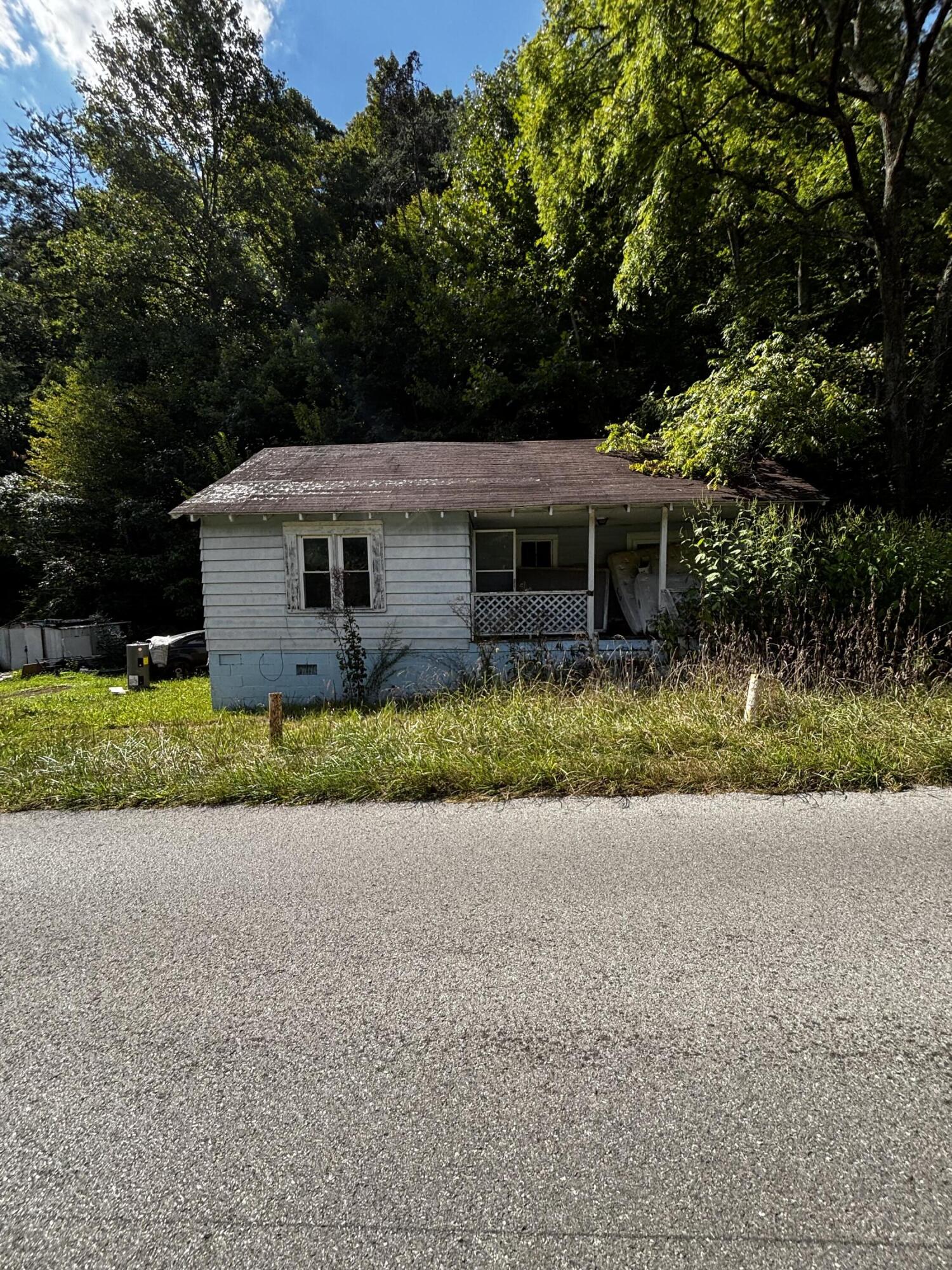 910 Ky-466 Property Photo 3