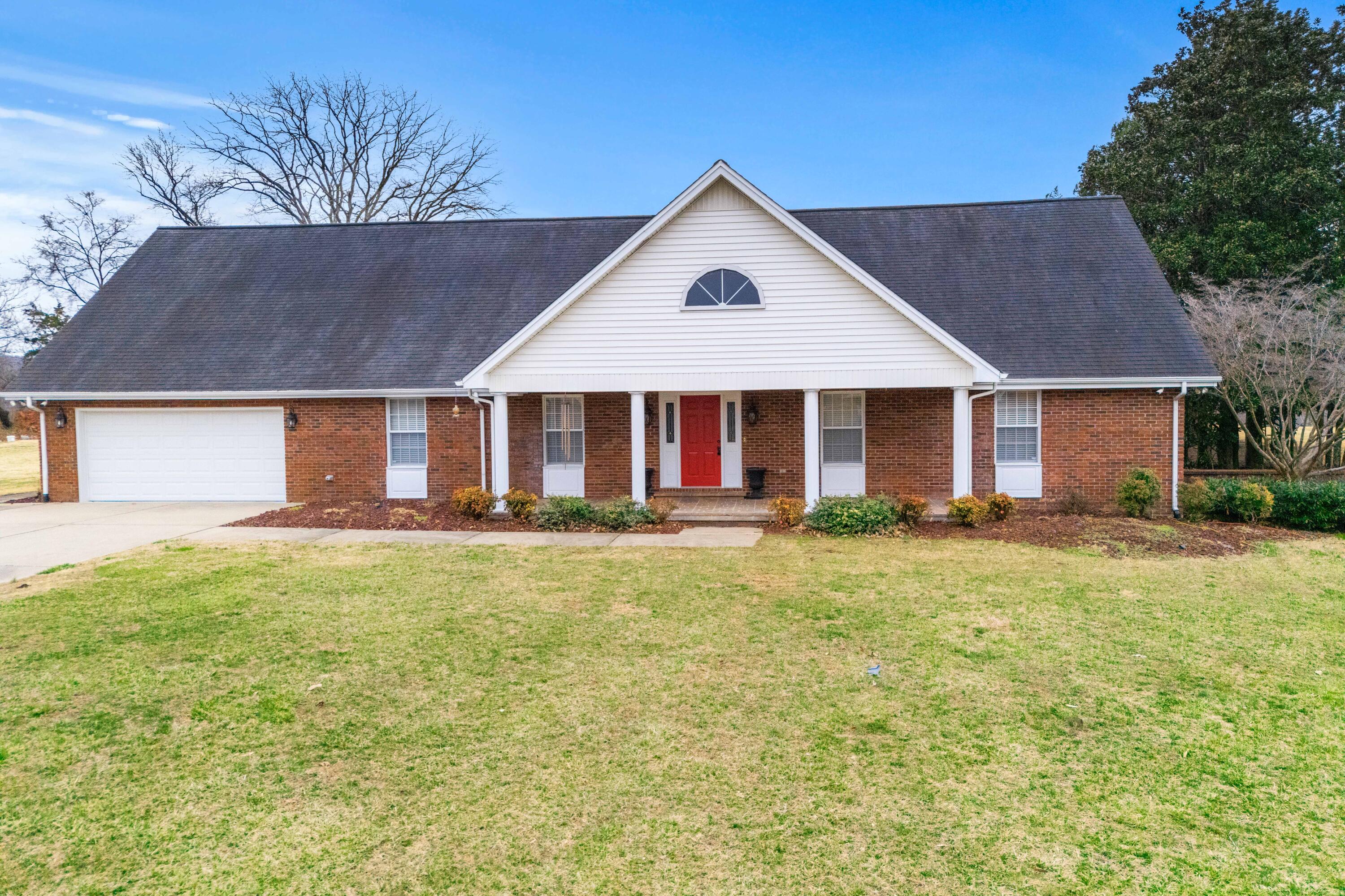 110 Locklin Drive Property Photo 4