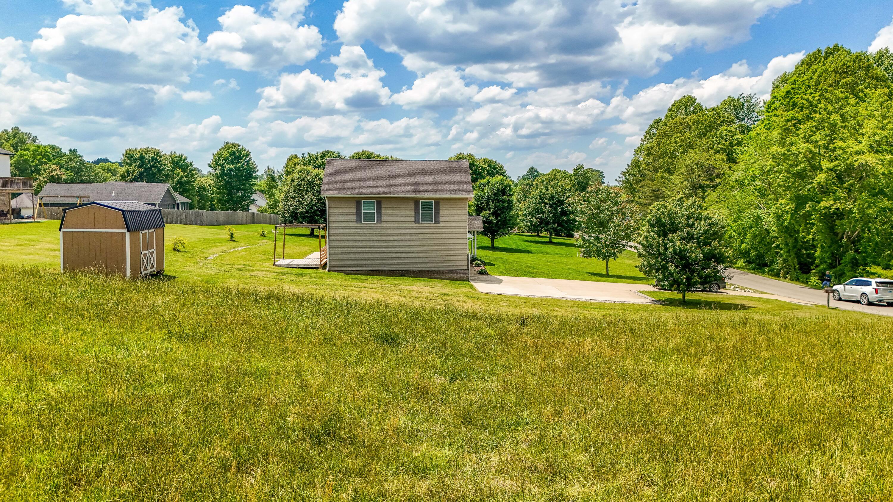 557 Cold Hill Road Property Photo 4