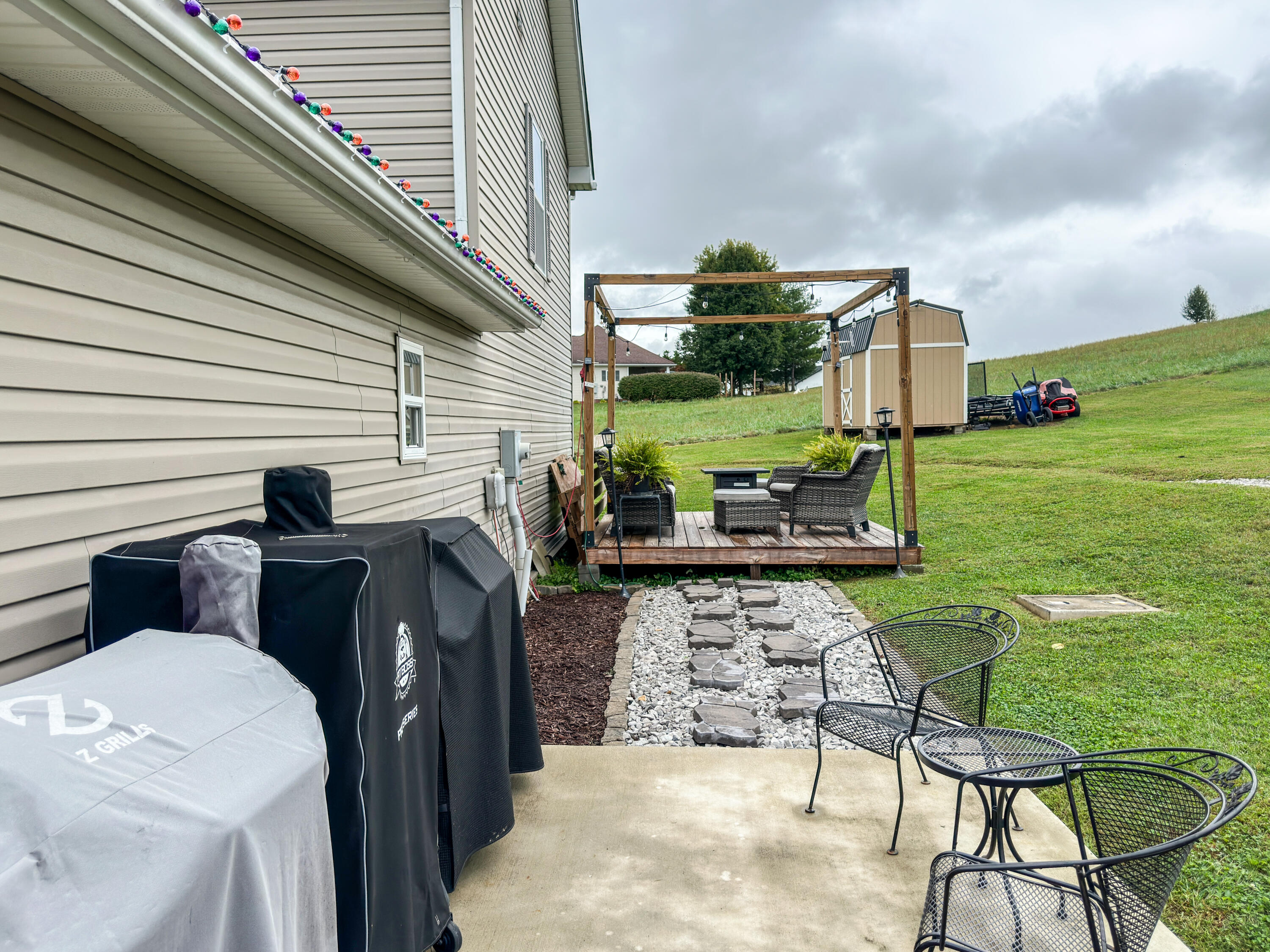 557 Cold Hill Road Property Photo 40