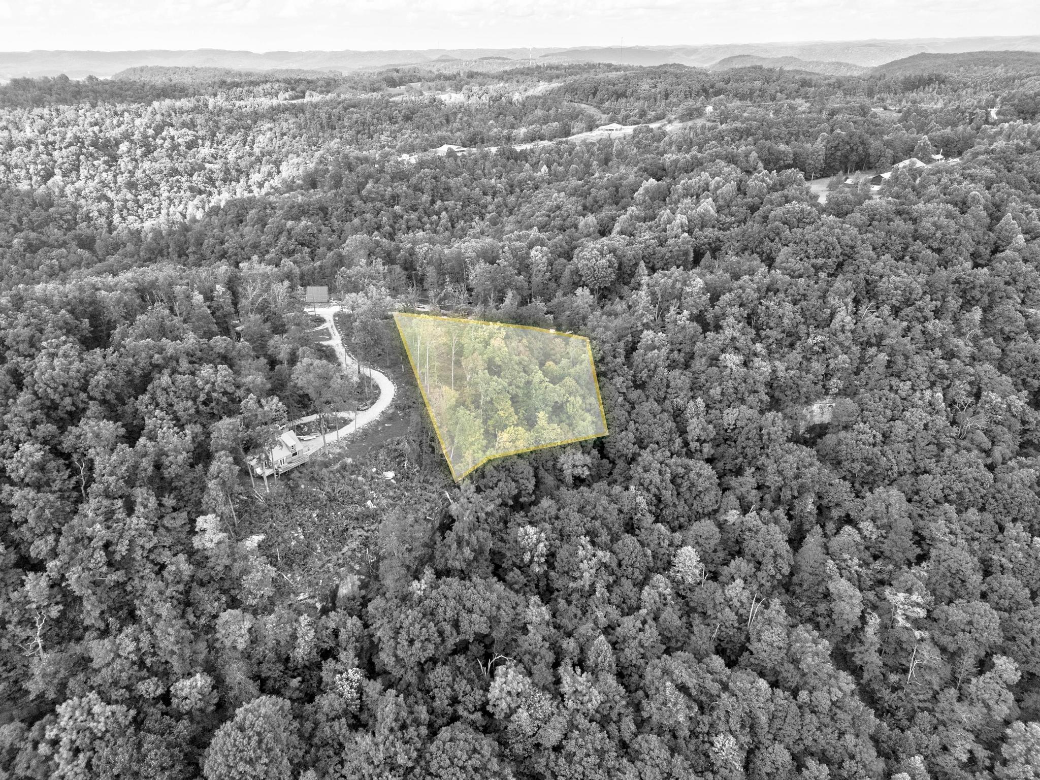 725 Darrell Randall Road Property Photo 12