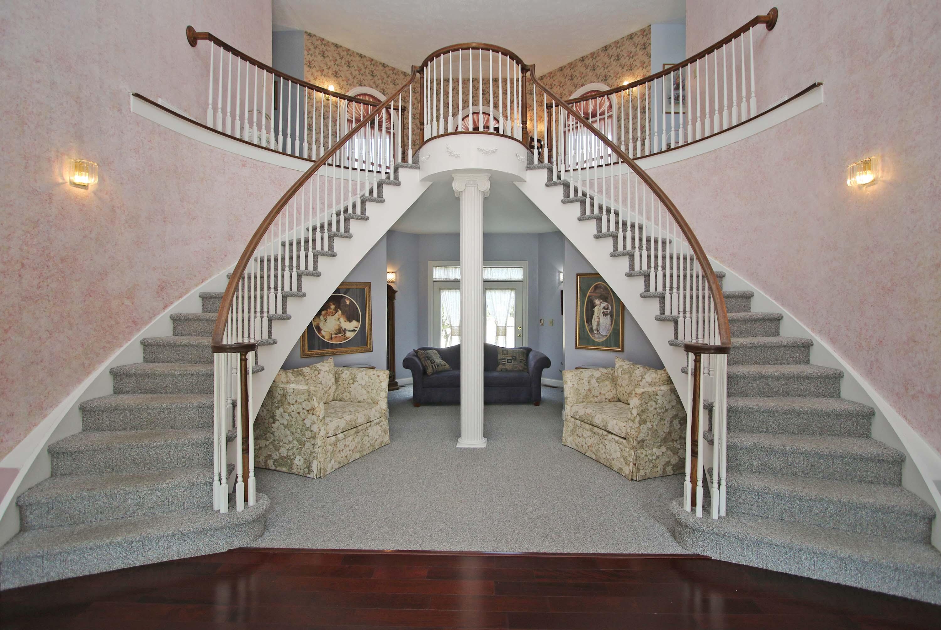 1010 Steele Road Property Photo 8