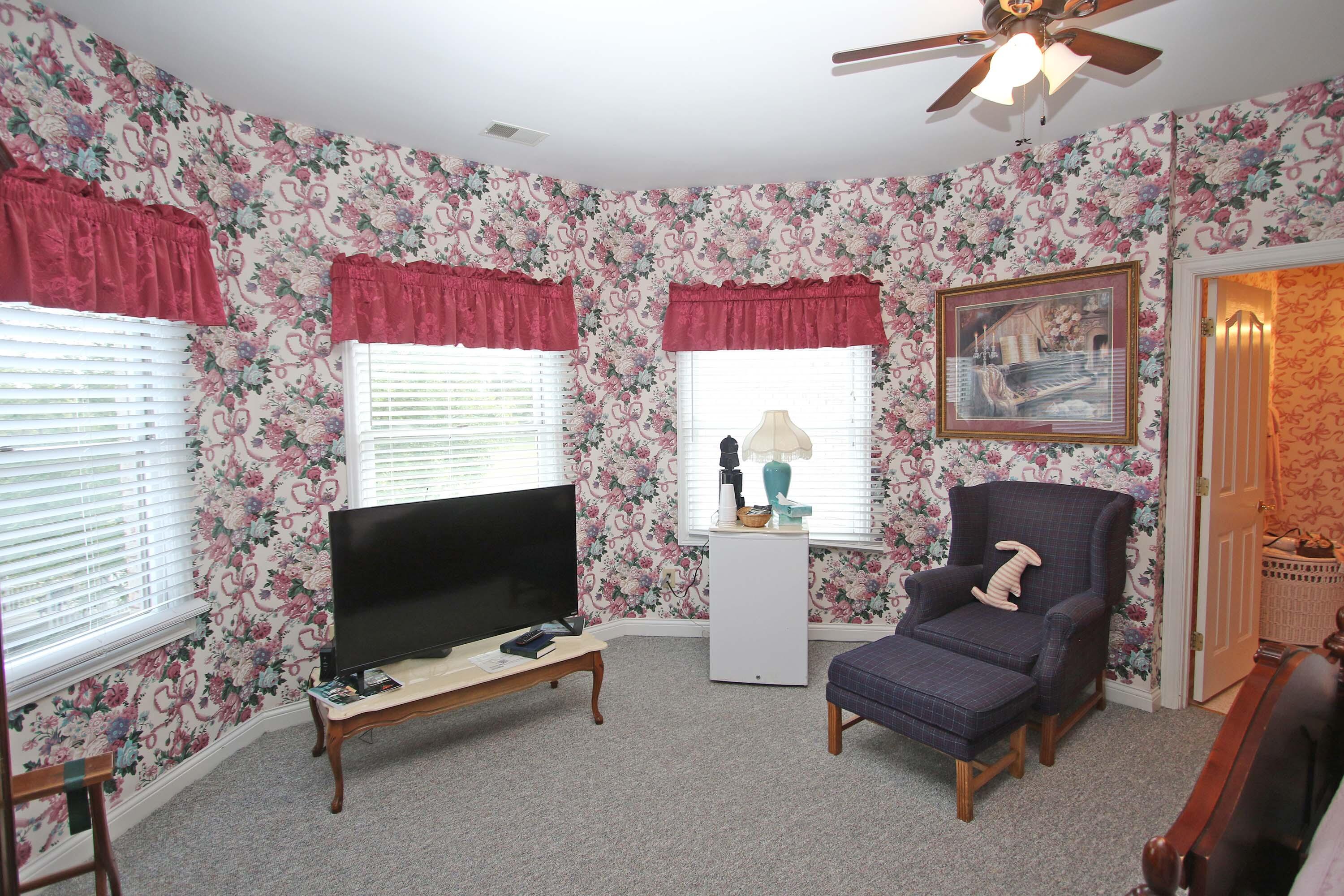 1010 Steele Road Property Photo 33