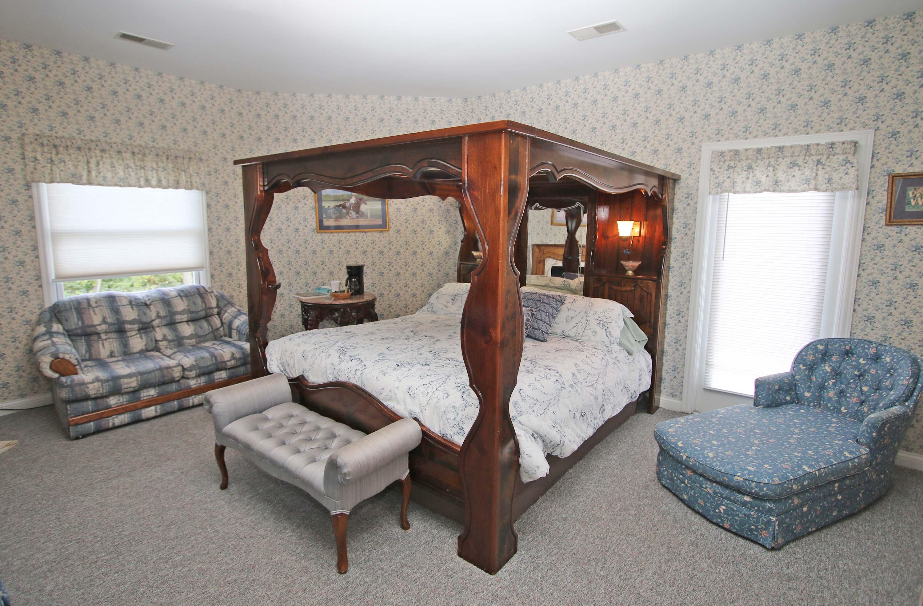 1010 Steele Road Property Photo 36
