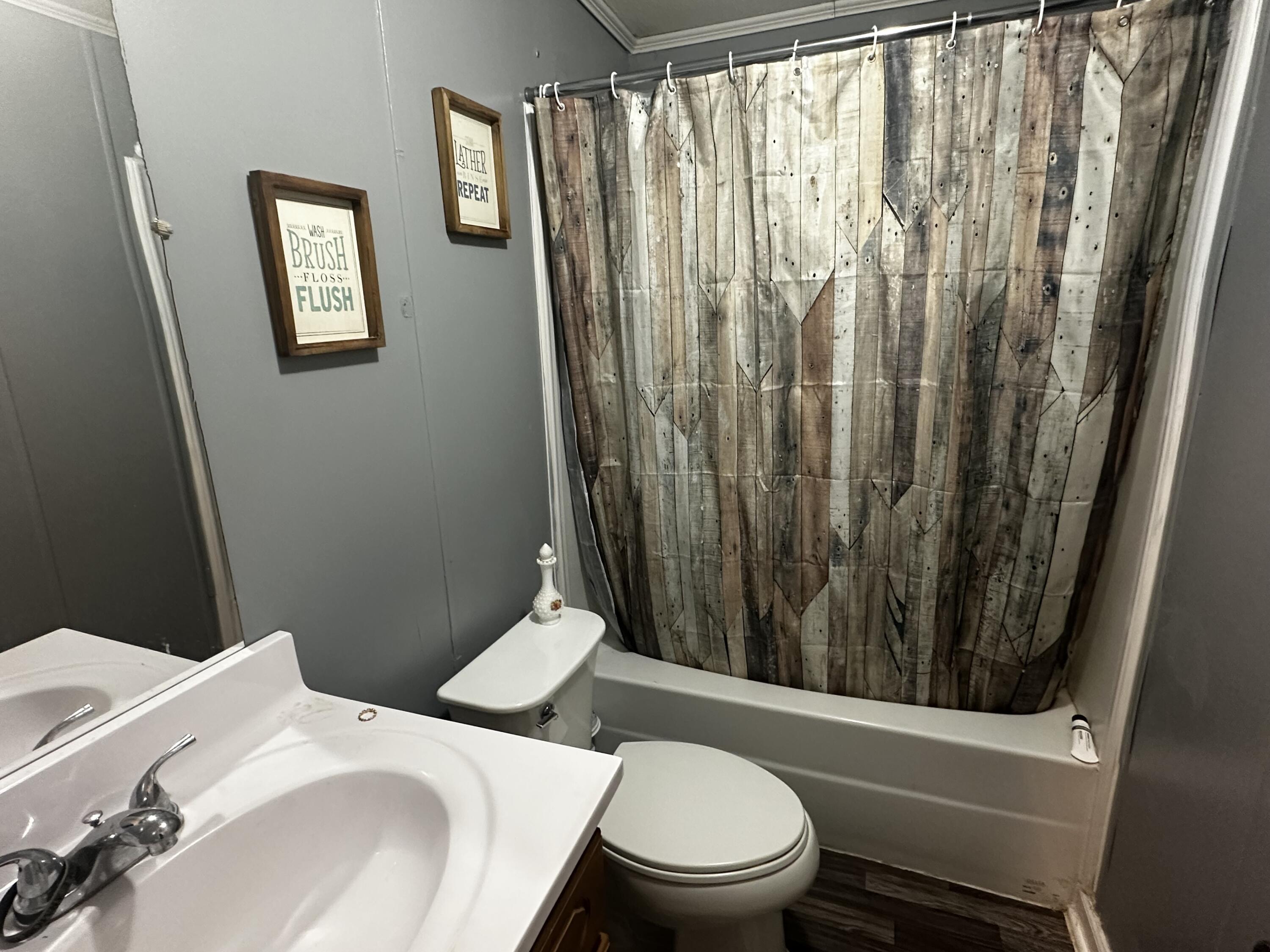 7566 Highway 26 Property Photo 9