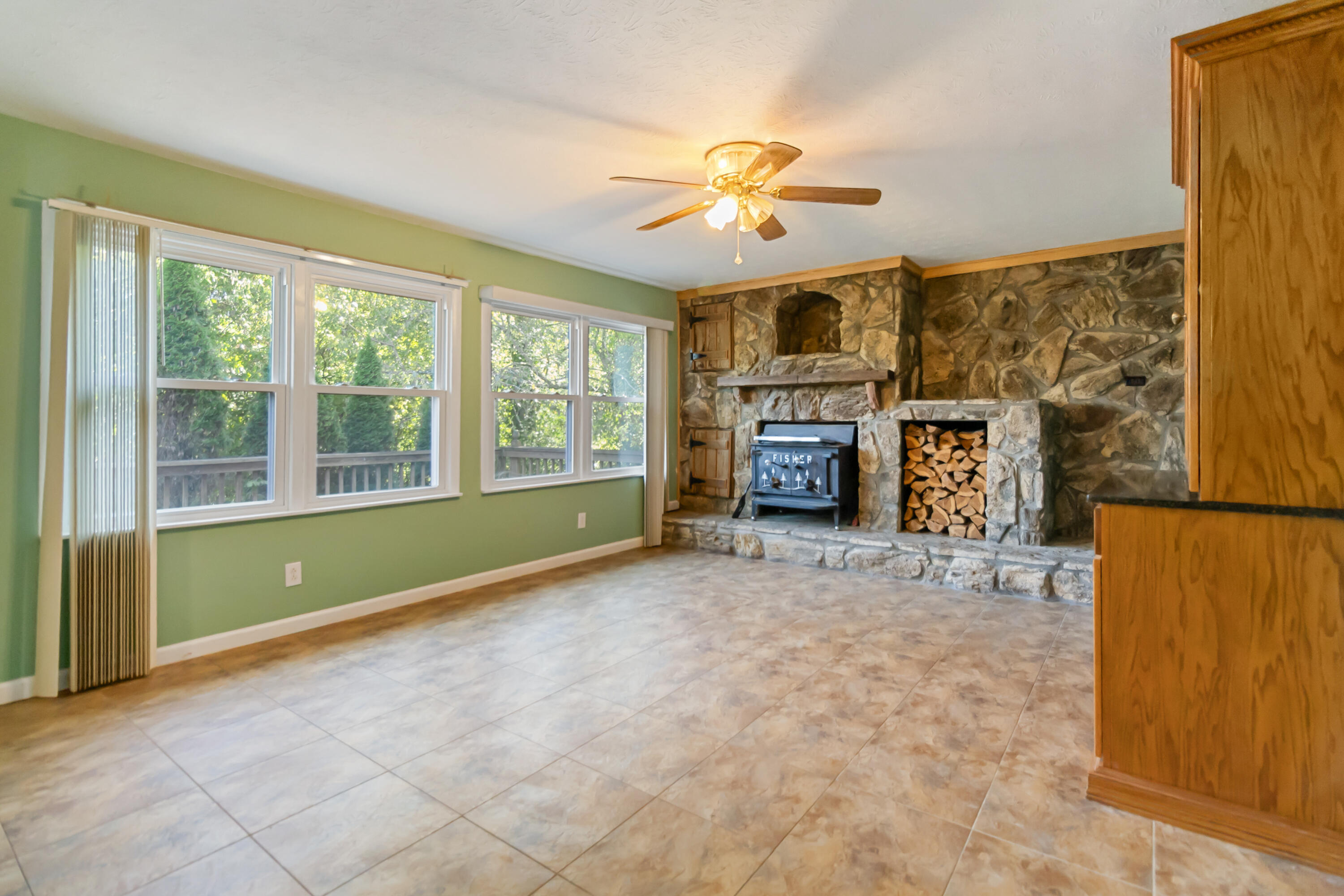 109 Calumet Drive Property Photo 12