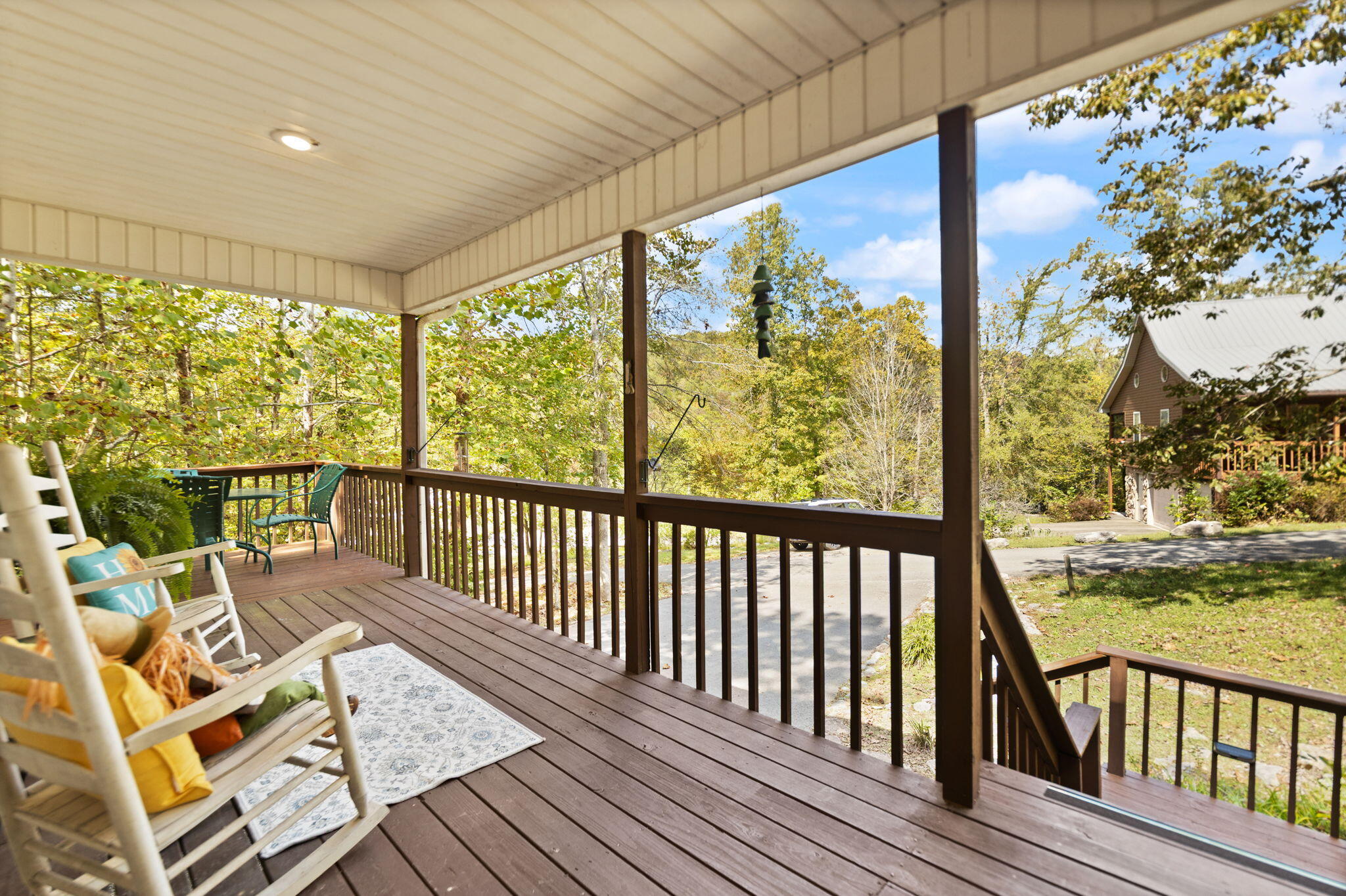 53 Clover Leaf Circle Property Photo 3
