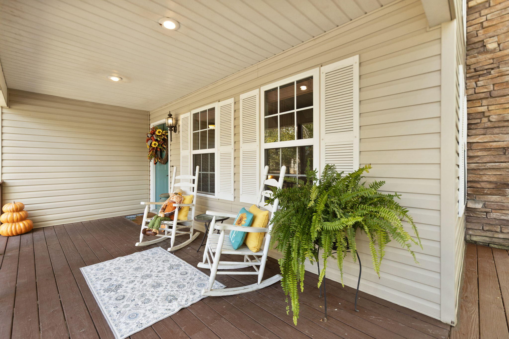 53 Clover Leaf Circle Property Photo 4
