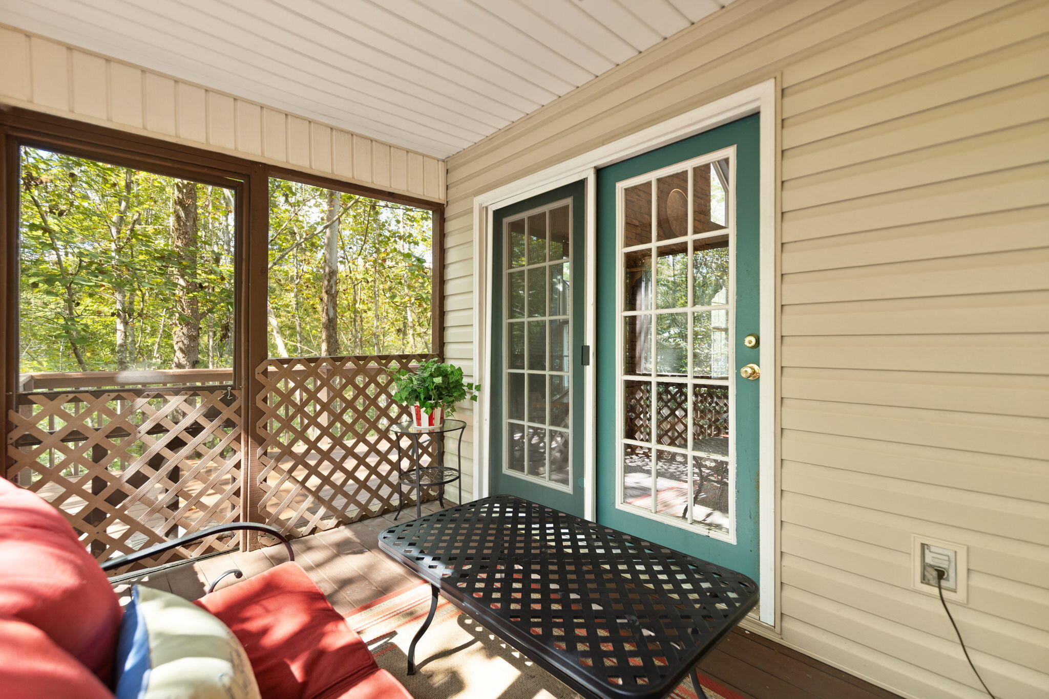 53 Clover Leaf Circle Property Photo 12