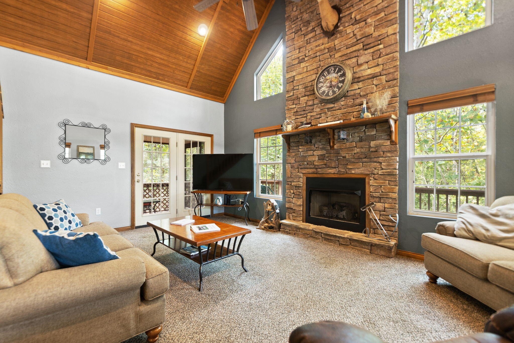 53 Clover Leaf Circle Property Photo 13
