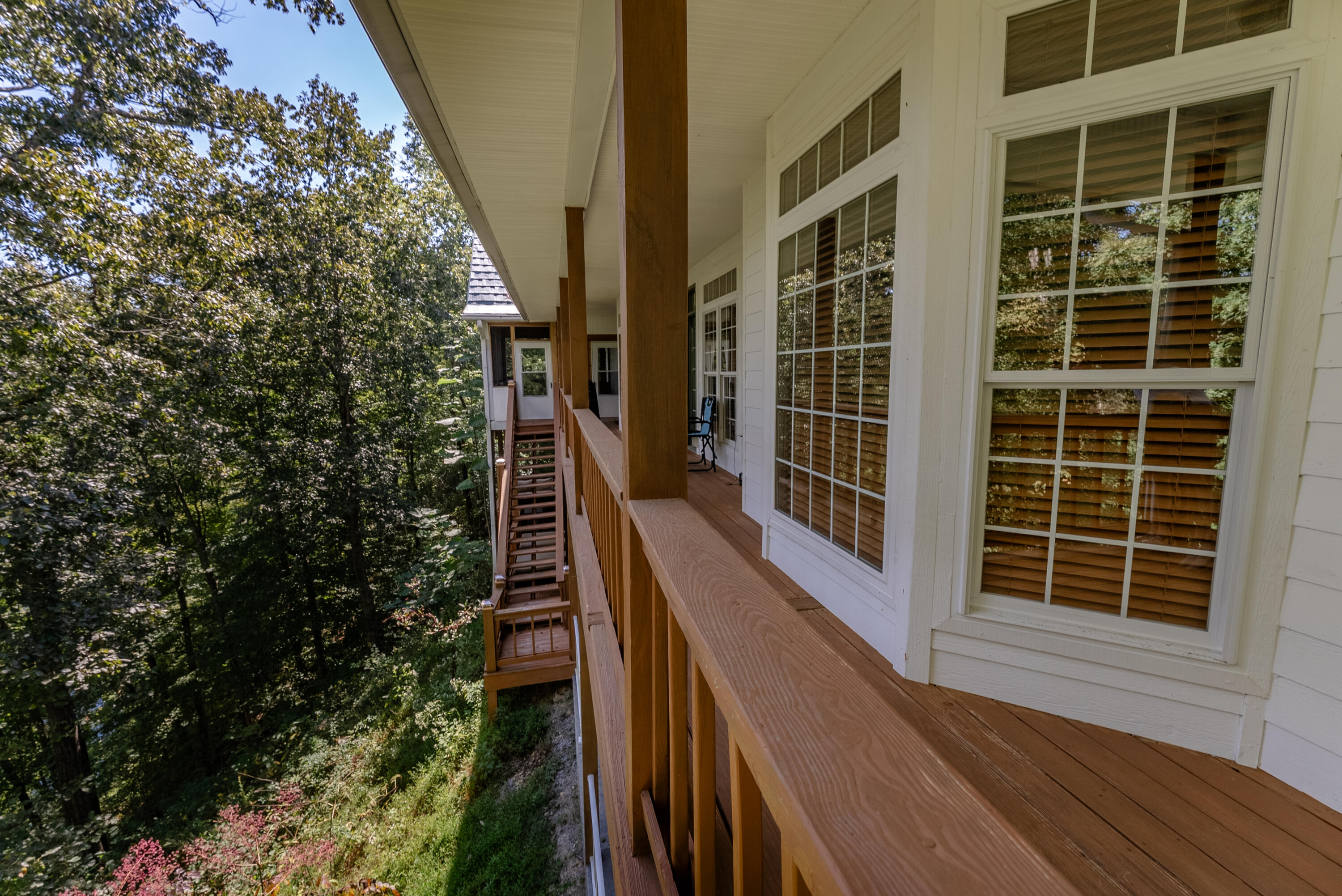 135 Laurel Road Property Photo 10