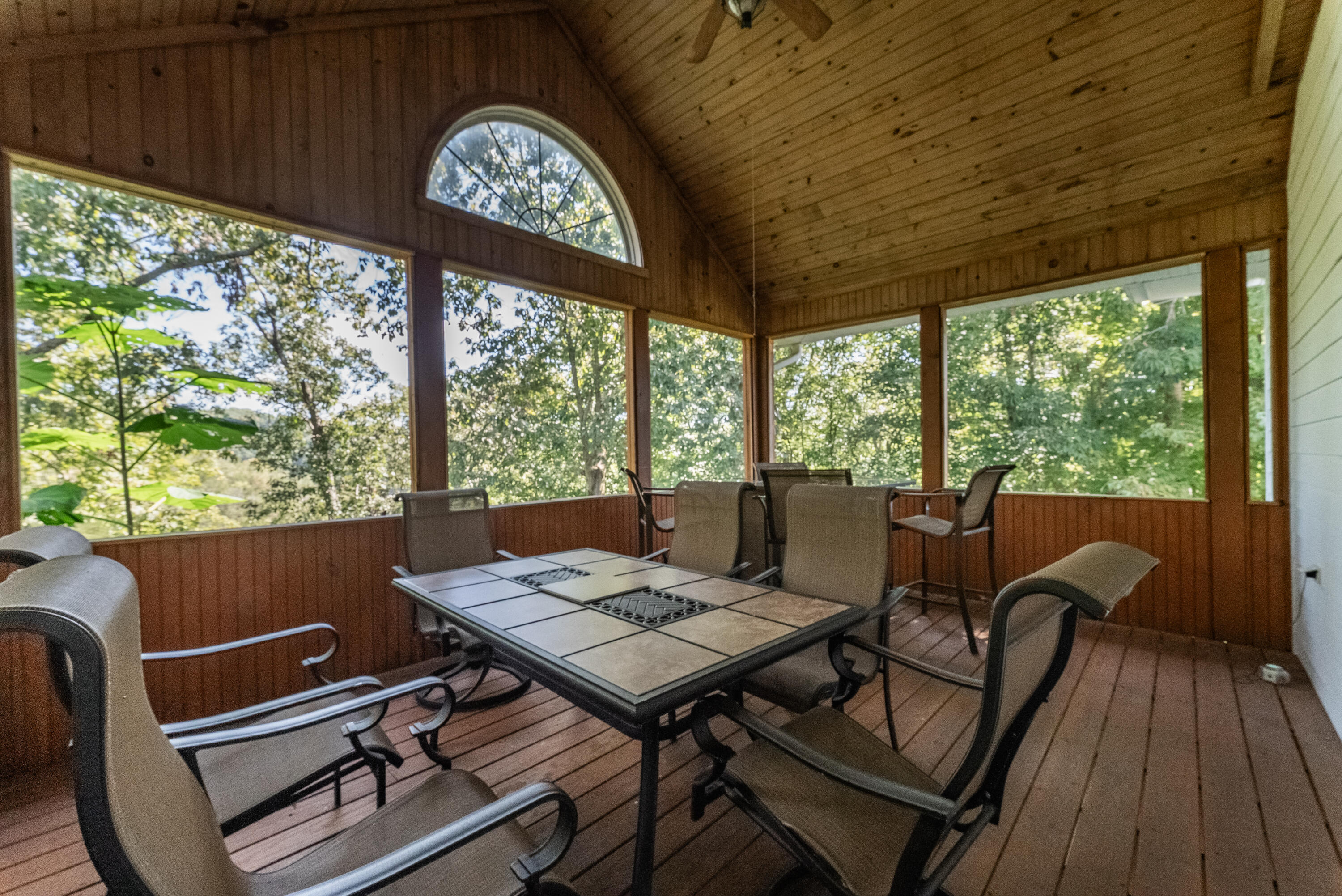 135 Laurel Road Property Photo 11
