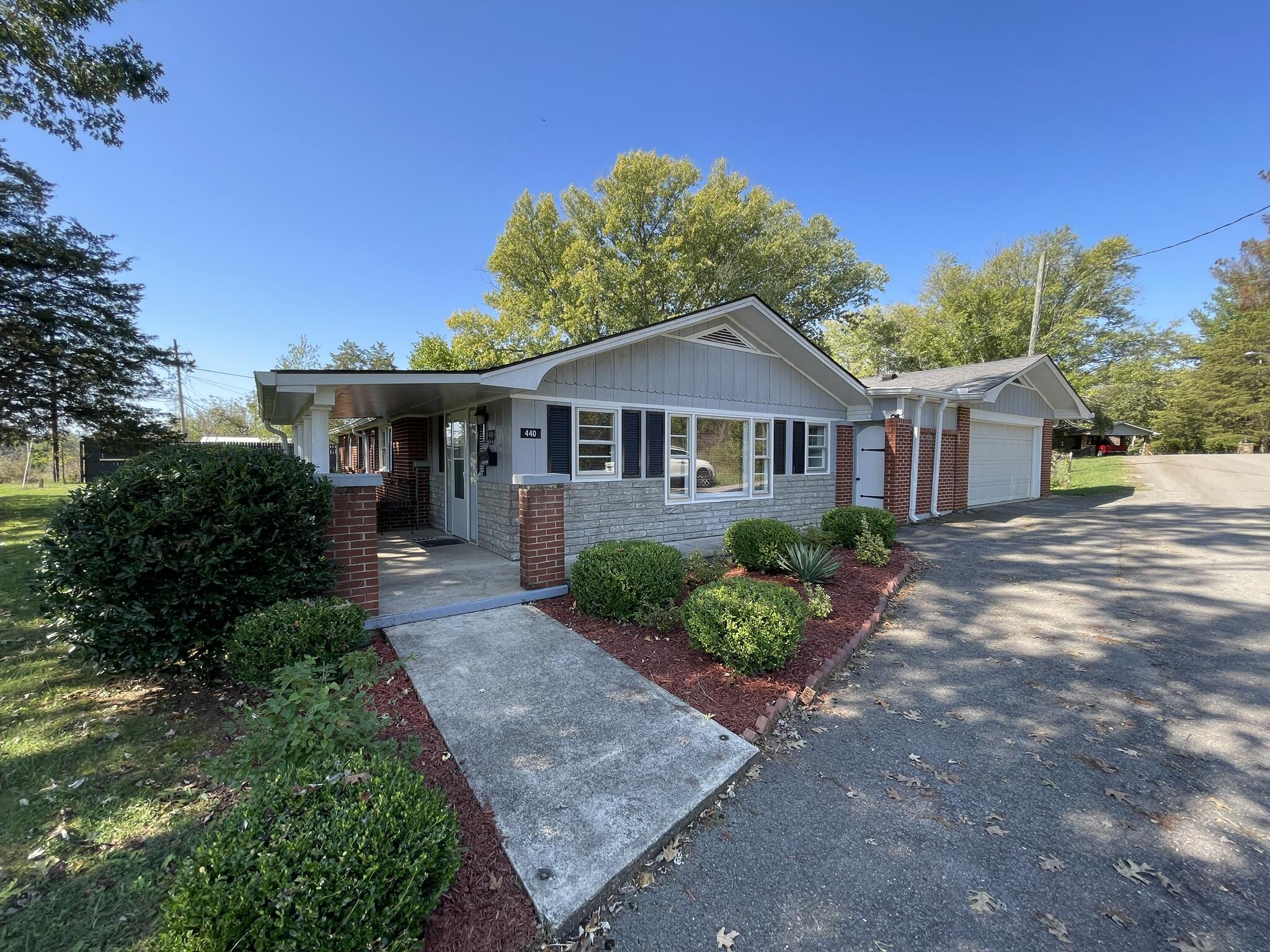 440 KY-90 Property Photo 1