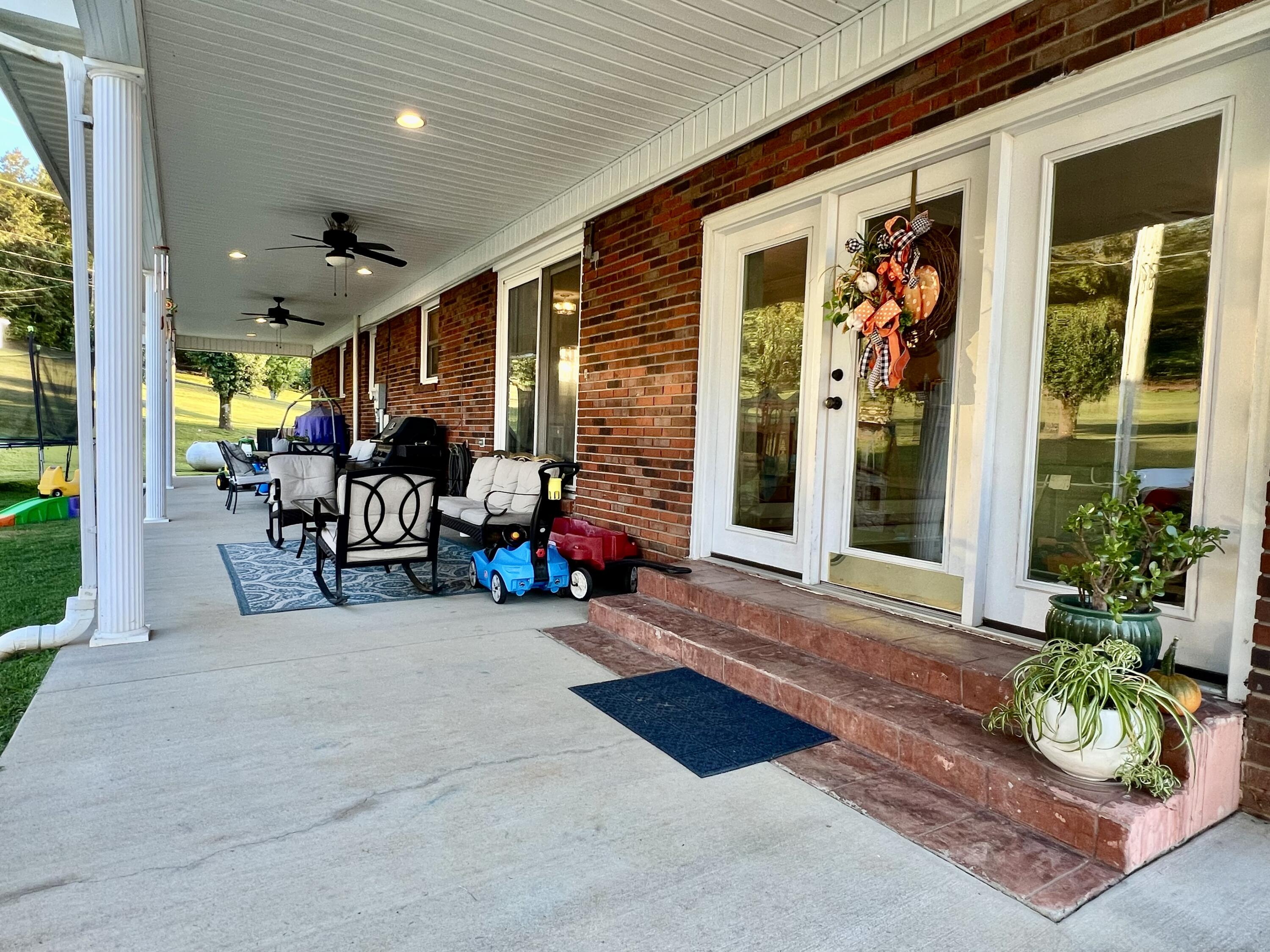 207 Maretburg Road Property Photo 12