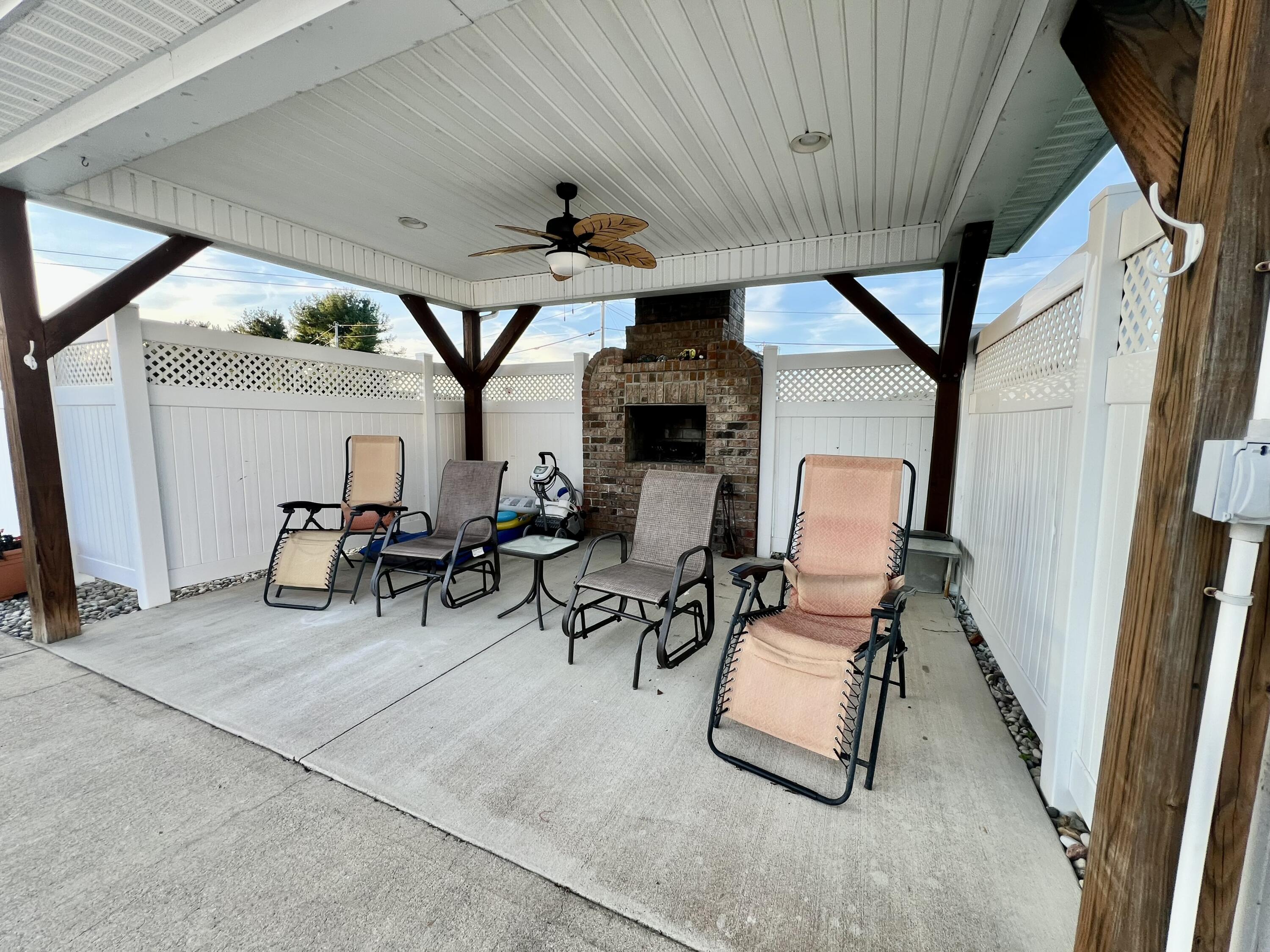 207 Maretburg Road Property Photo 25