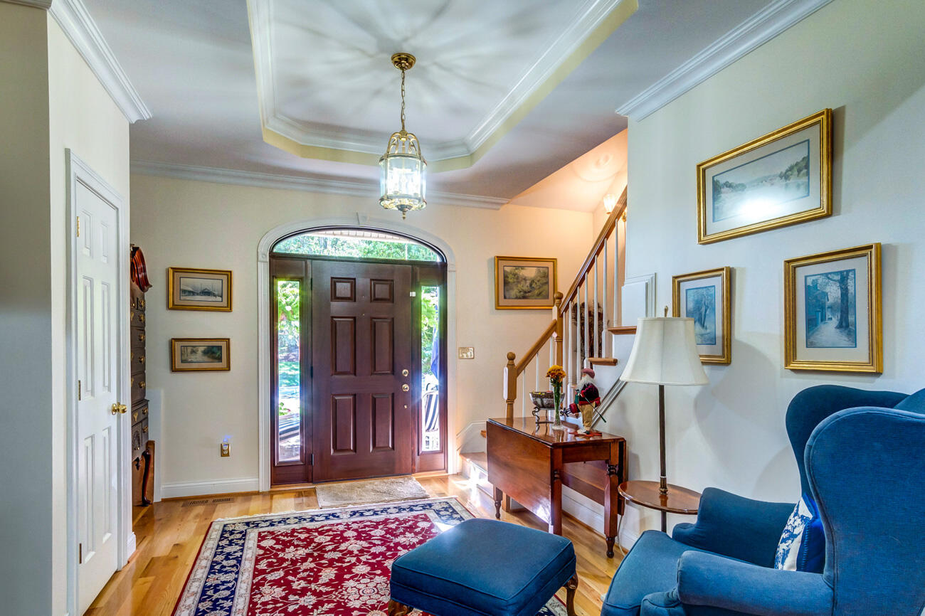 114 Bethpage Path Property Photo 7