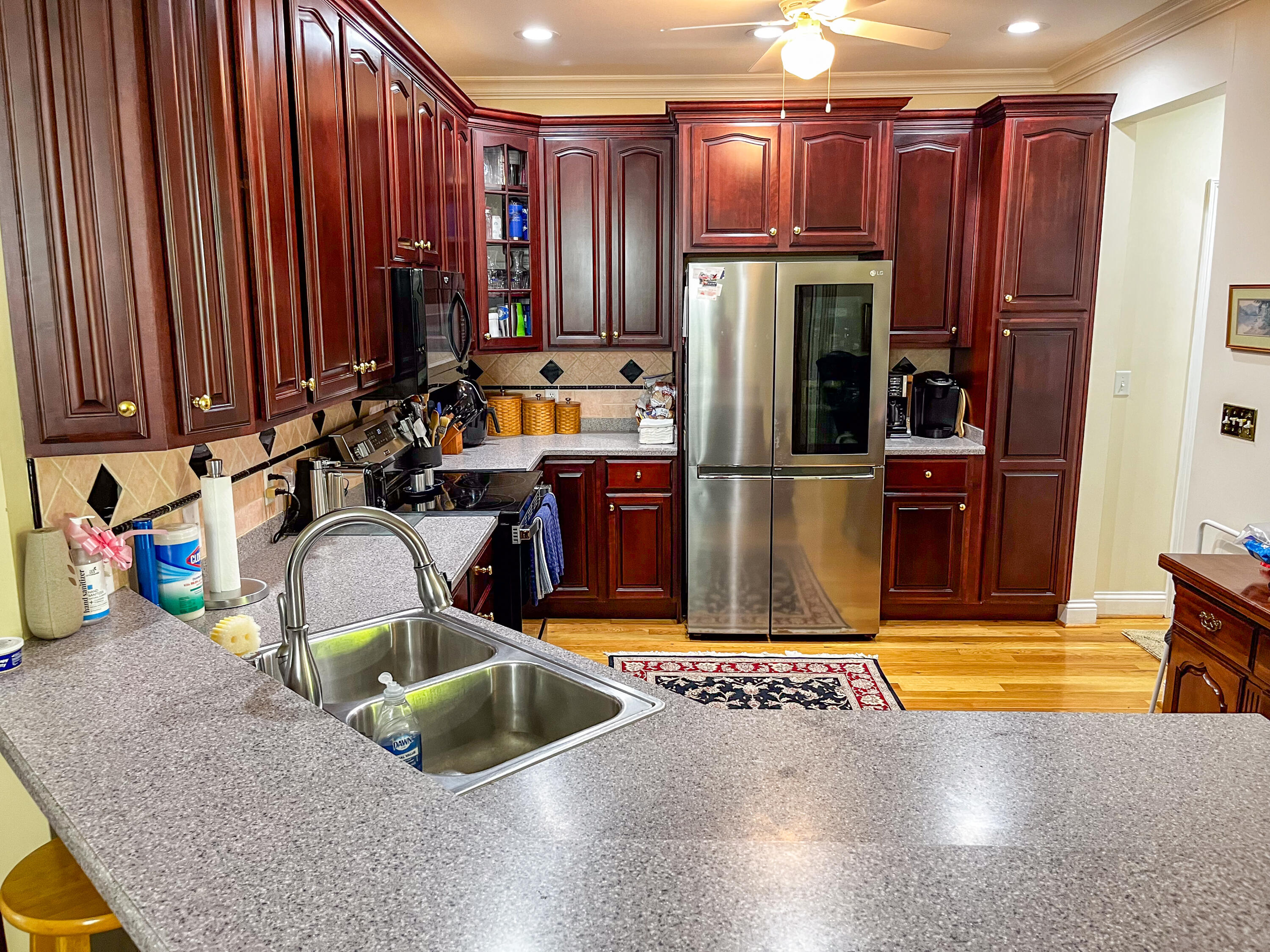 114 Bethpage Path Property Photo 10