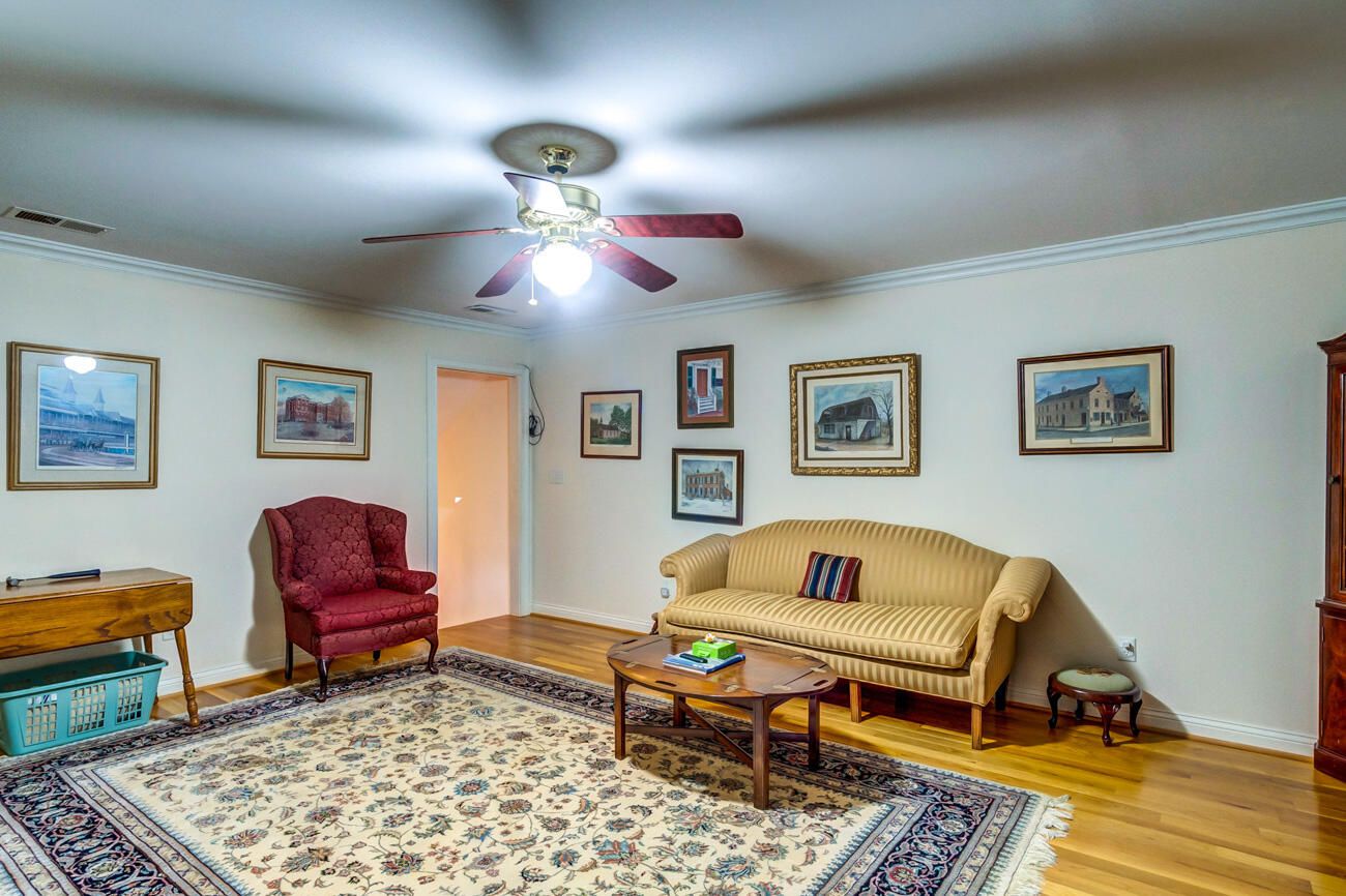 114 Bethpage Path Property Photo 26