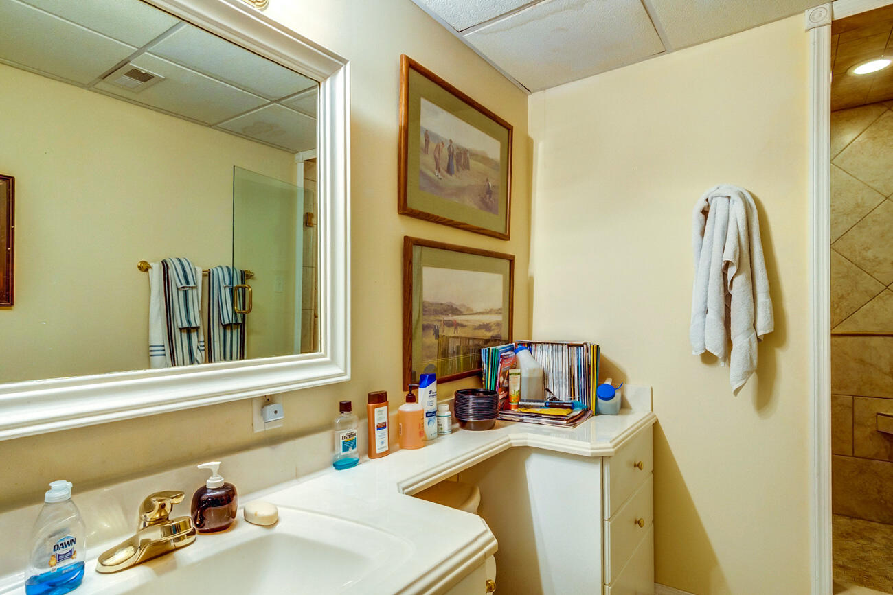 114 Bethpage Path Property Photo 33